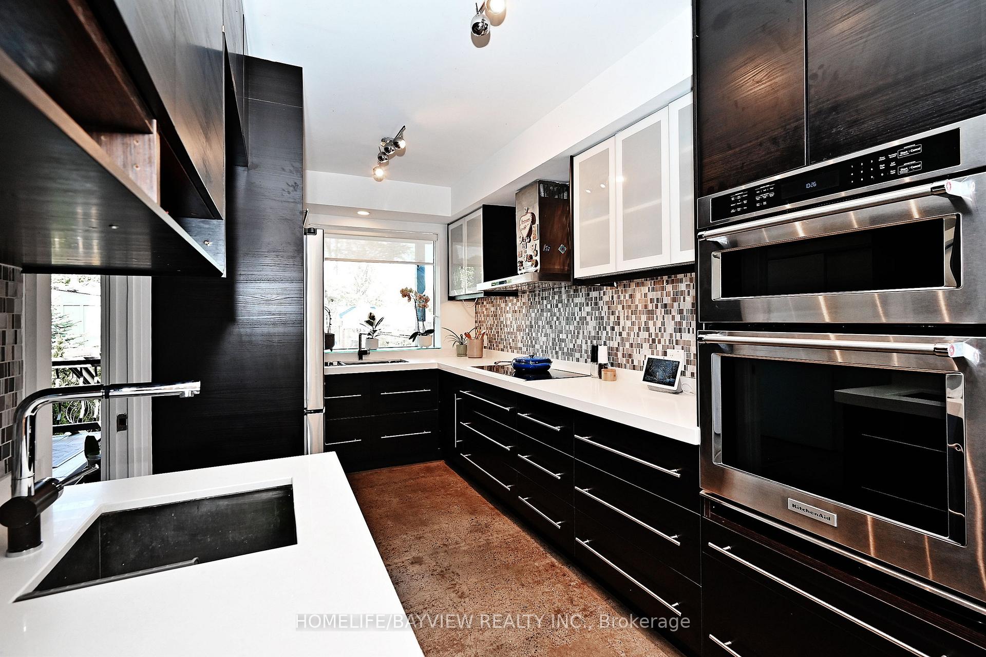 Photo 14 of 22 Bryant Avenue, Toronto, Crescent Town — HOMEH