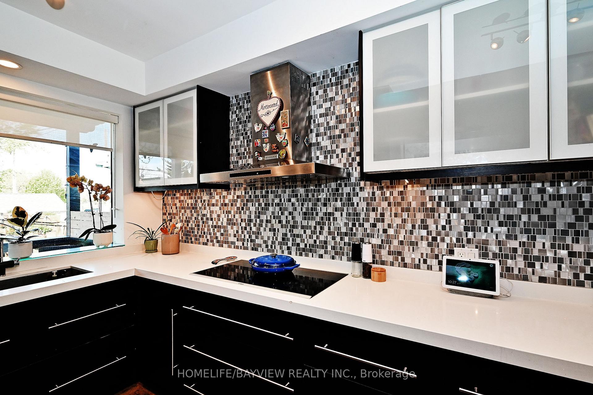 Photo 16 of 22 Bryant Avenue, Toronto, Crescent Town — HOMEH