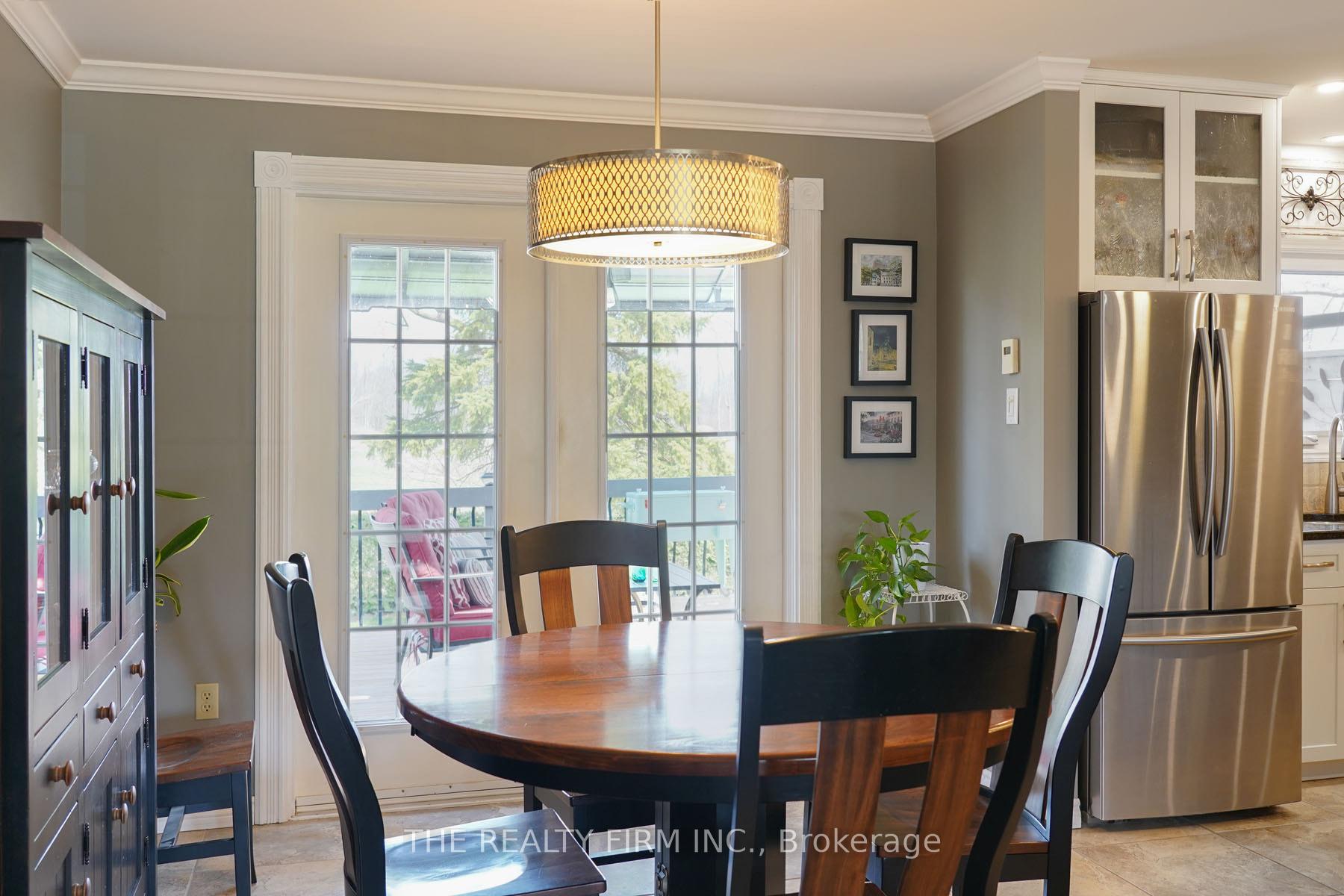 Photo 6 of 2340 Bentim Road, Strathroy-Caradoc, Mount Brydges — HOMEH