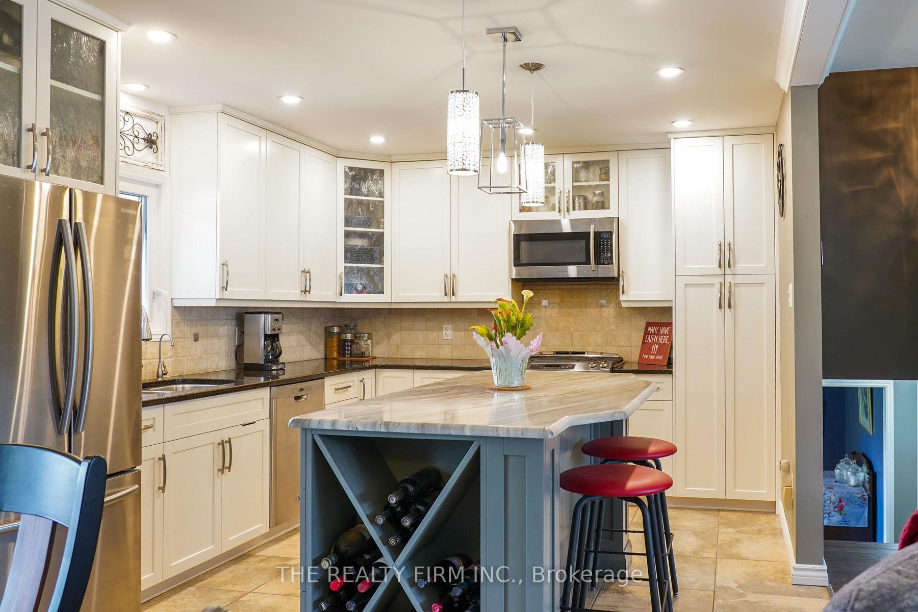 Photo 7 of 2340 Bentim Road, Strathroy-Caradoc, Mount Brydges — HOMEH