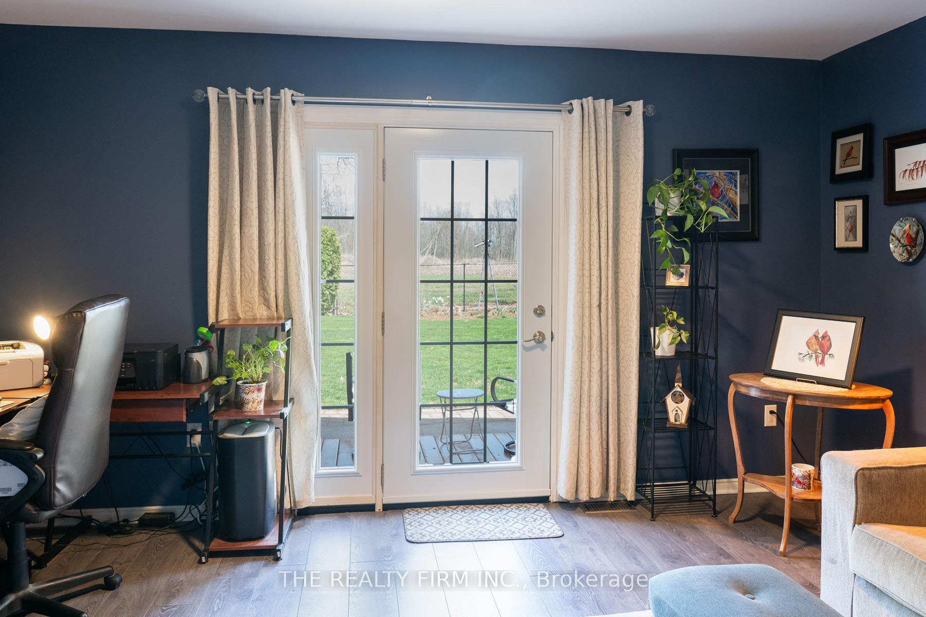 Photo 20 of 2340 Bentim Road, Strathroy-Caradoc, Mount Brydges — HOMEH