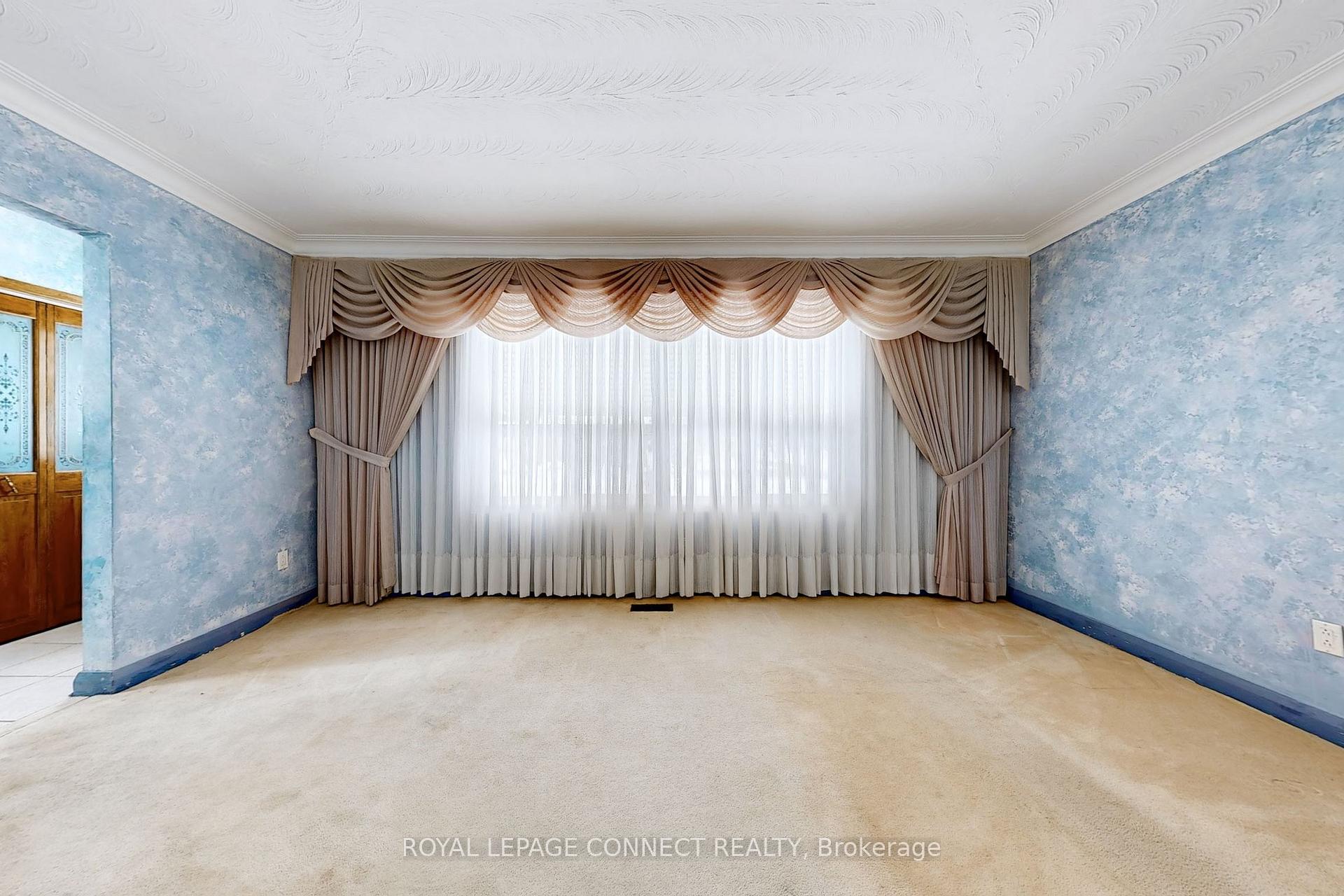 Photo 2 of 49 Blaisdale Road, Scarborough, Dorset Park — HOMEH