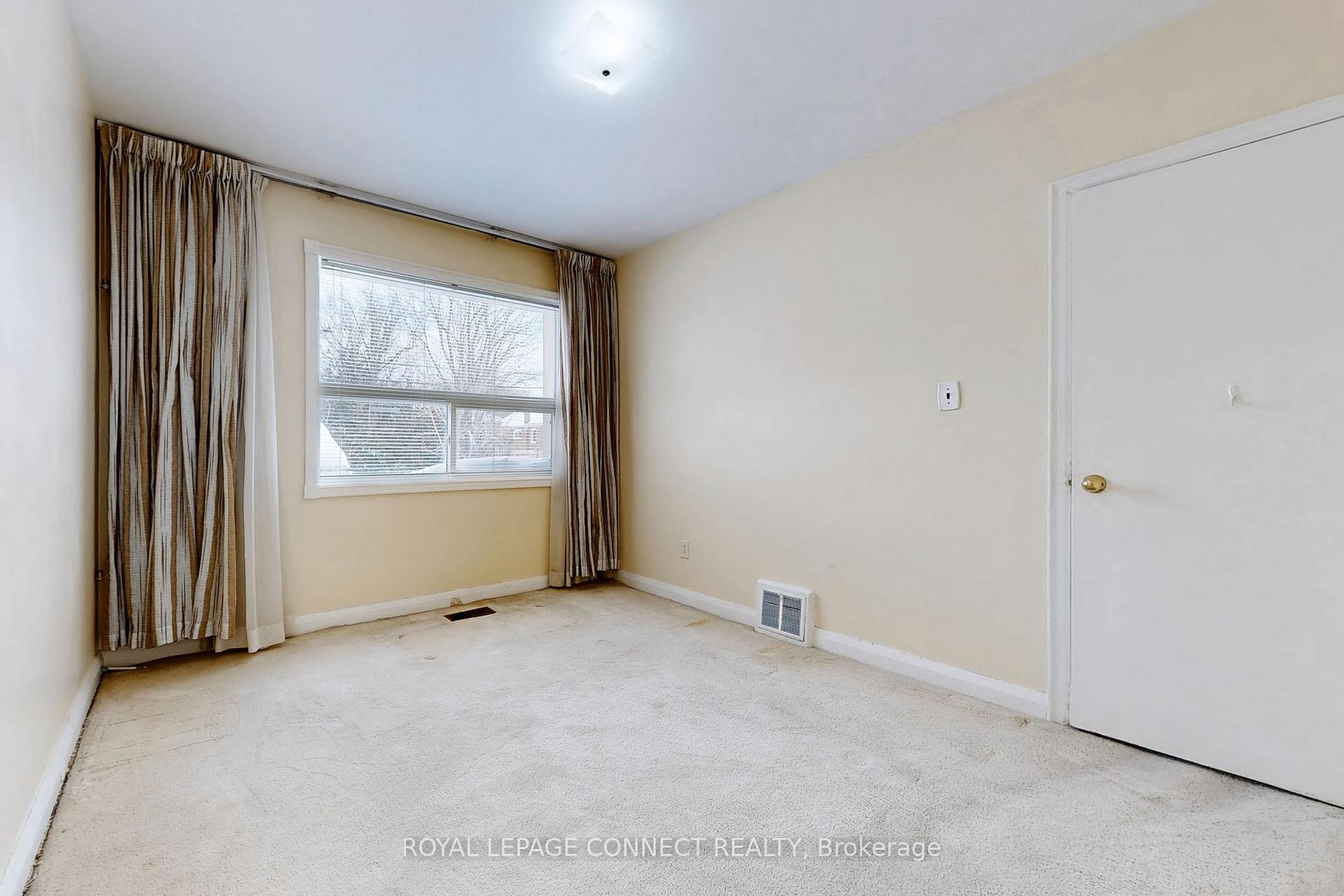 Photo 16 of 49 Blaisdale Road, Scarborough, Dorset Park — HOMEH