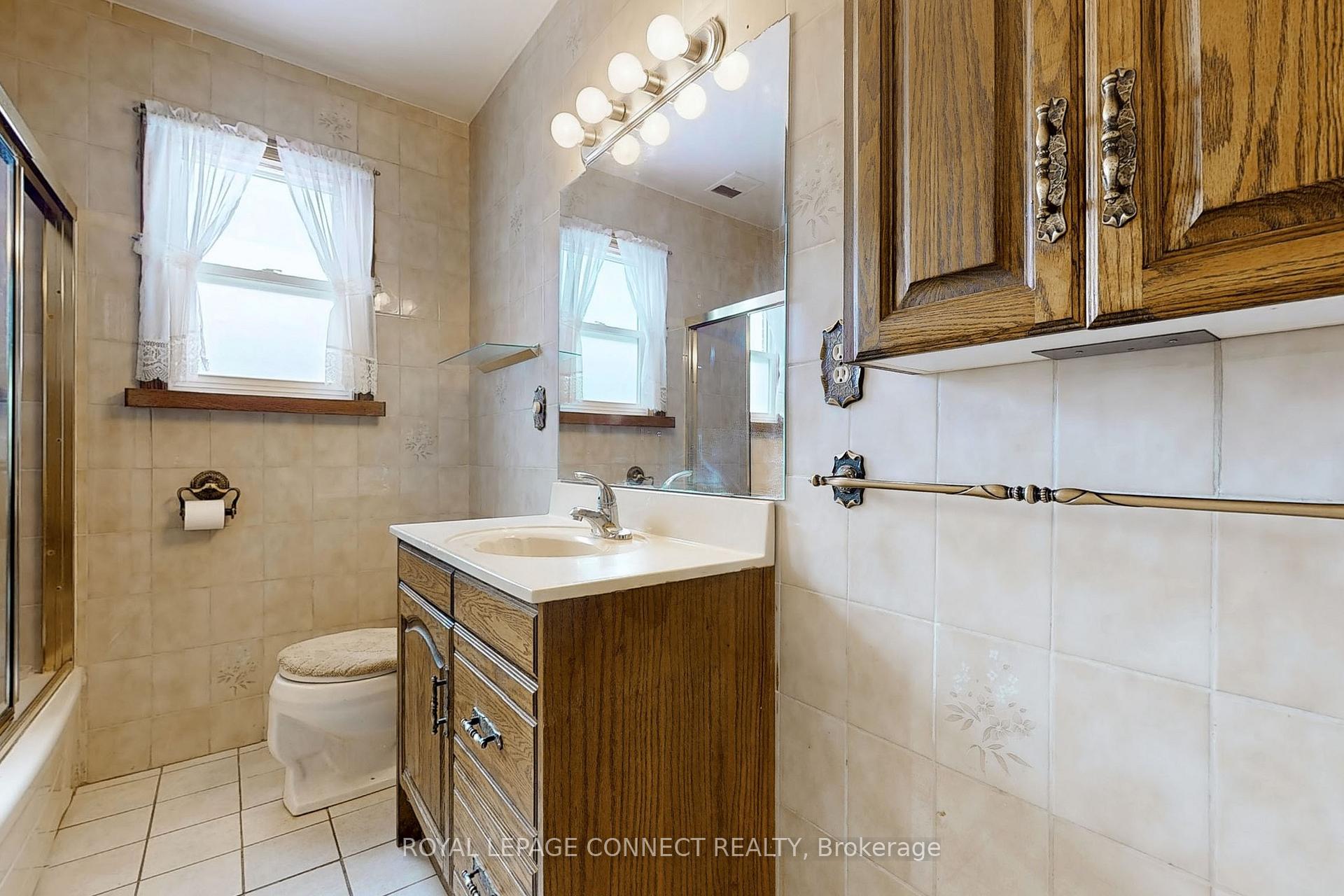 Photo 21 of 49 Blaisdale Road, Scarborough, Dorset Park — HOMEH