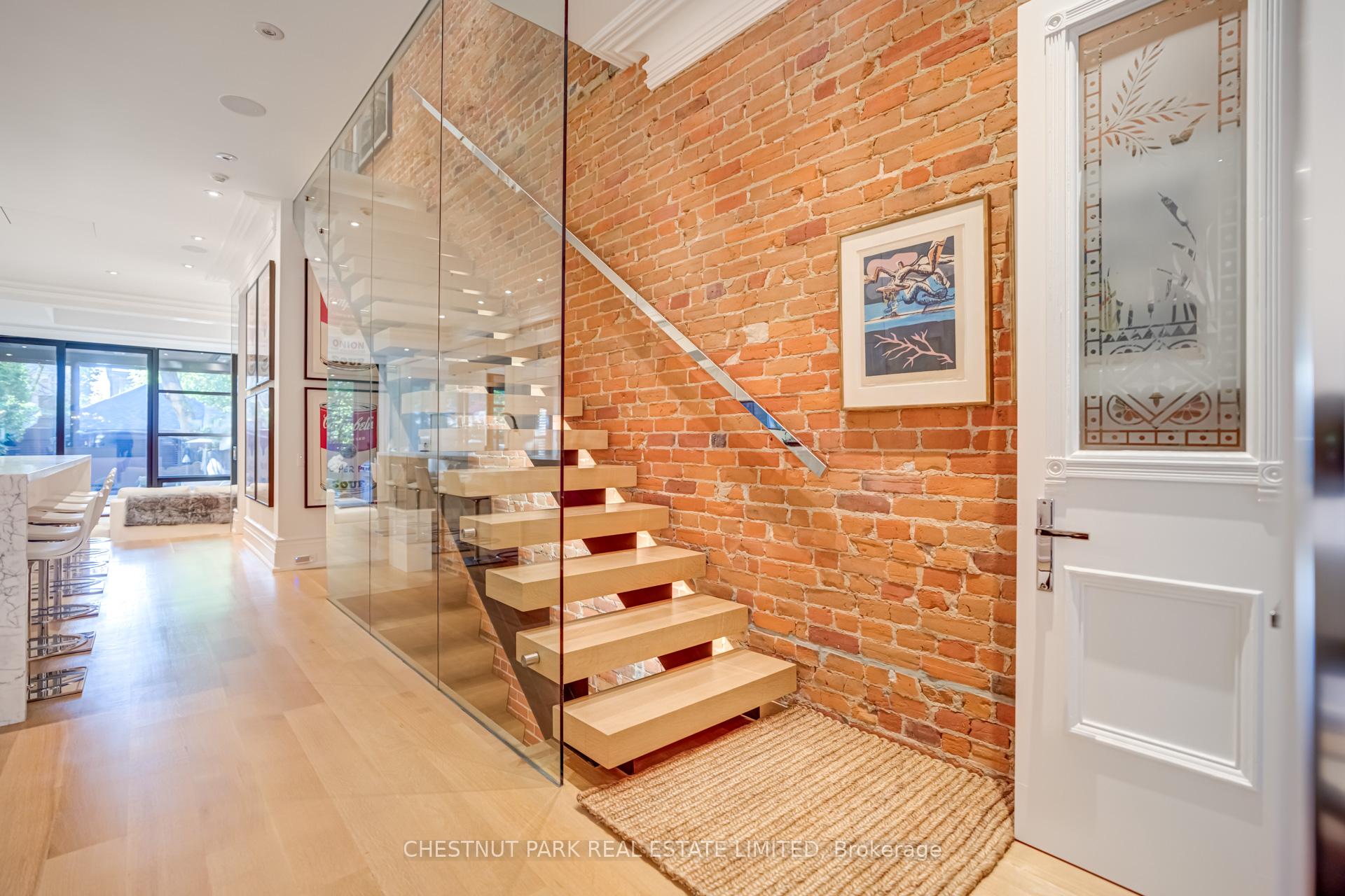 Photo 16 of 368 Markham Street, Toronto, Palmerston-Little Italy — HOMEH