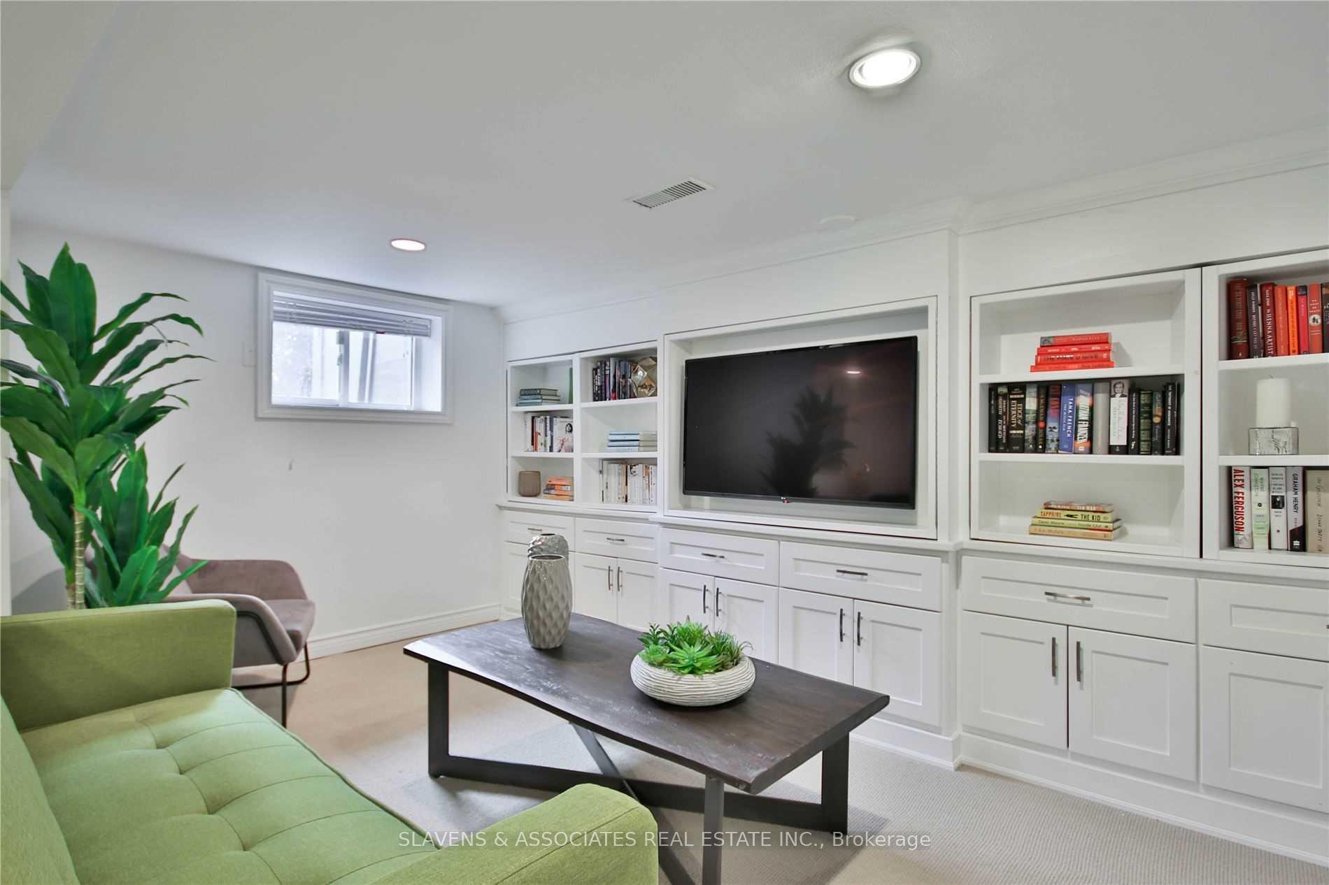 Photo 25 of 21 Dearbourne Avenue, Toronto, North Riverdale — HOMEH