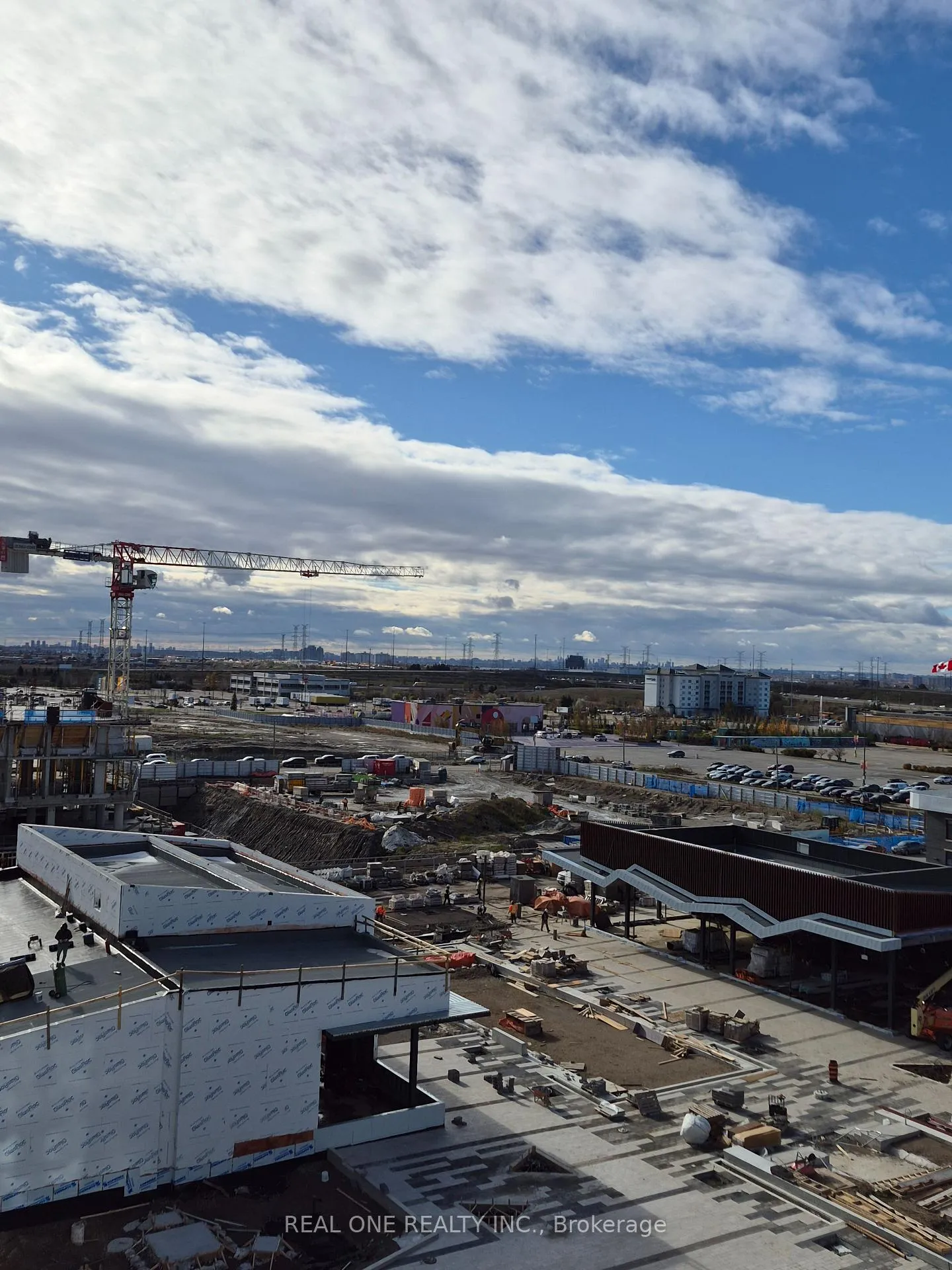 Photo 13 of Unit 617 C Tower, 8 Interchange Way, Vaughan, Vaughan Corporate Centre — HOMEH