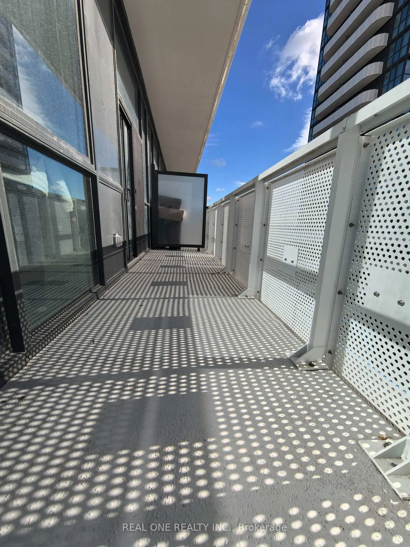 Photo 15 of Unit 617 C Tower, 8 Interchange Way, Vaughan, Vaughan Corporate Centre — HOMEH