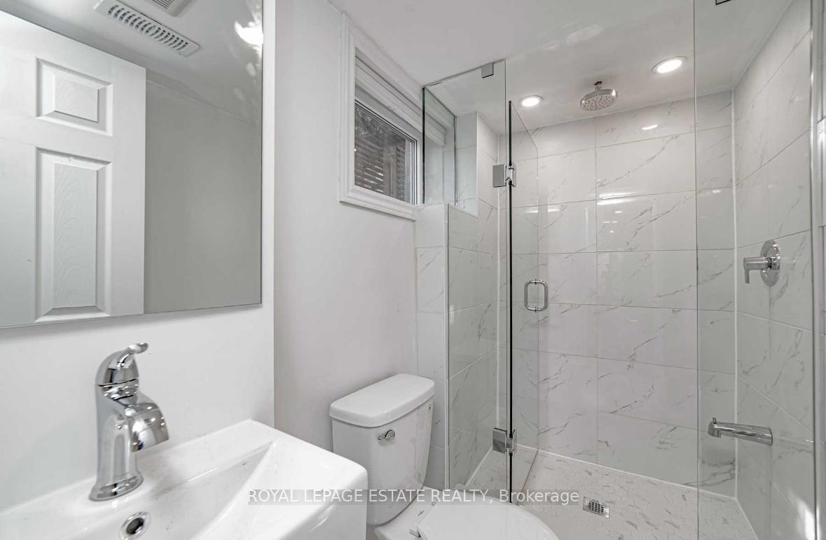 Photo 7 of Unit B, 568 Woodbine Avenue, Toronto, Woodbine Corridor — HOMEH