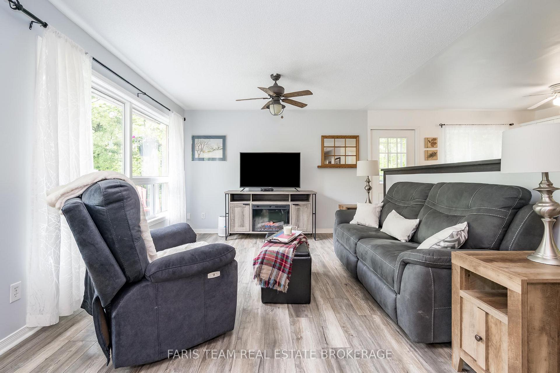 Photo 11 of 1474 Champlain Road, Tiny, Rural Tiny — HOMEH