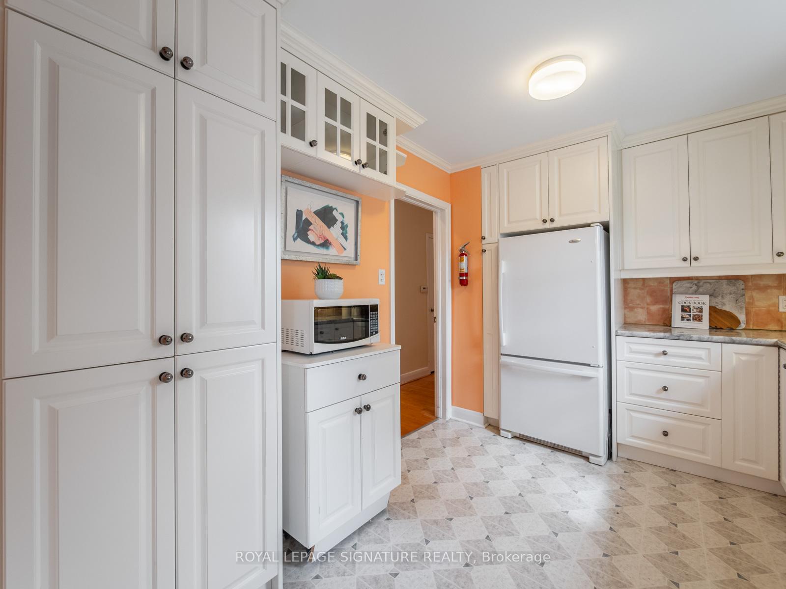 Photo 9 of 7 Notley Place, Toronto, O'Connor-Parkview — HOMEH
