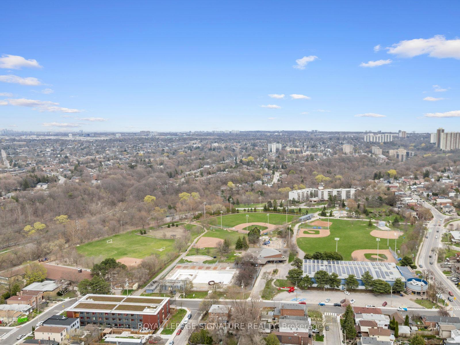 Photo 38 of 7 Notley Place, Toronto, O'Connor-Parkview — HOMEH