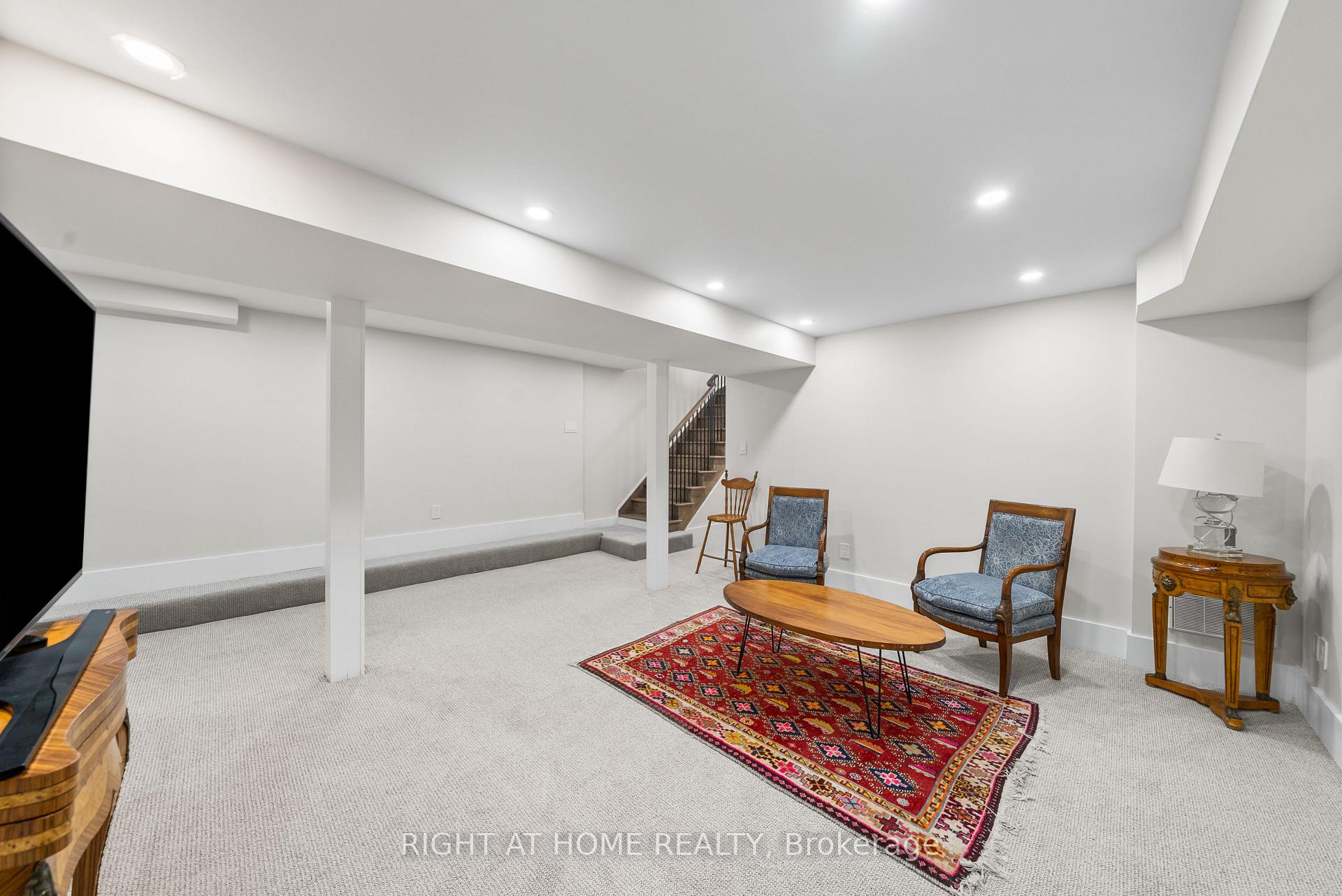 Photo 18 of 164 argyle Street, Toronto, Little Portugal — HOMEH