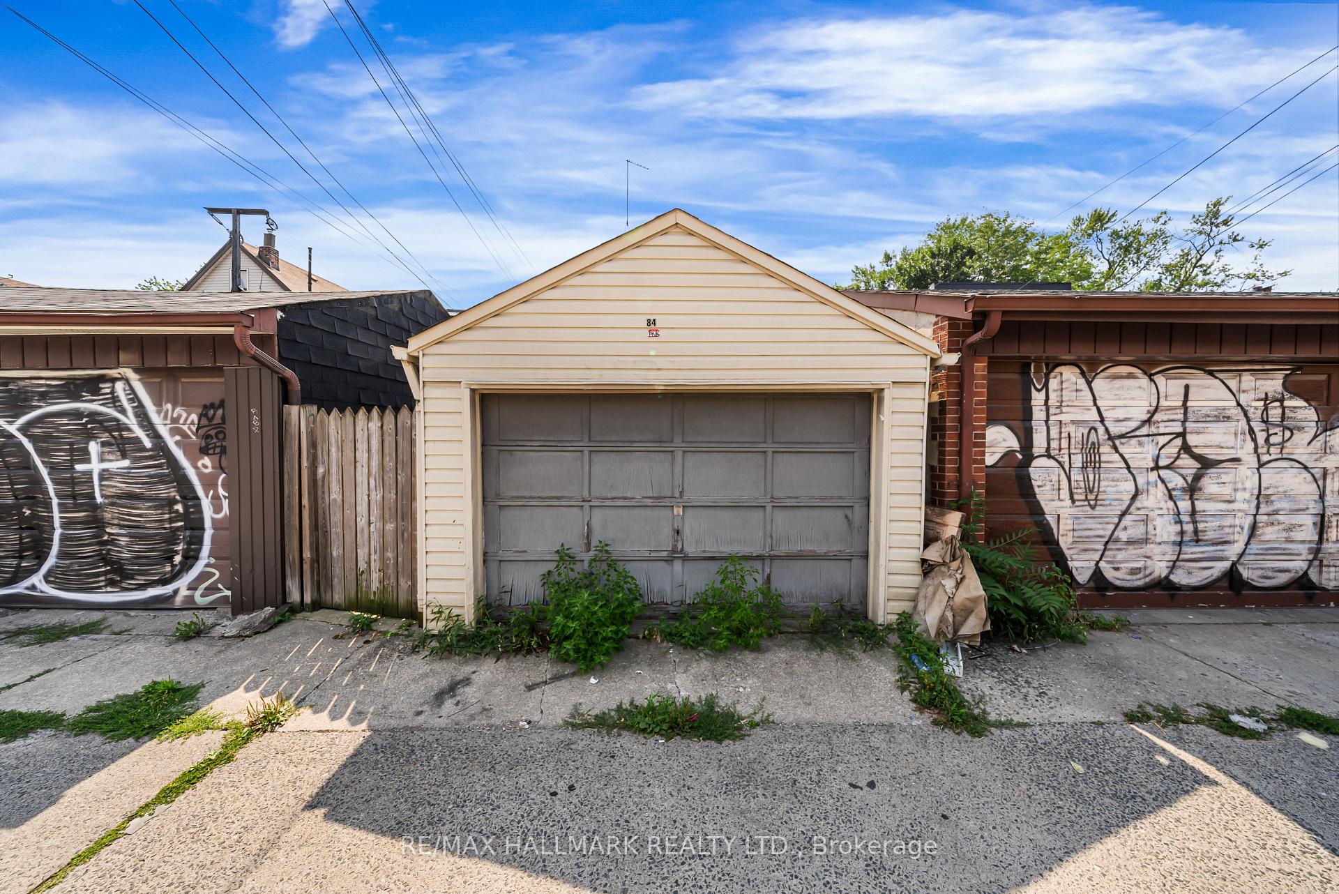 Photo 25 of 84 Lindsey Avenue, Toronto, Dufferin Grove — HOMEH