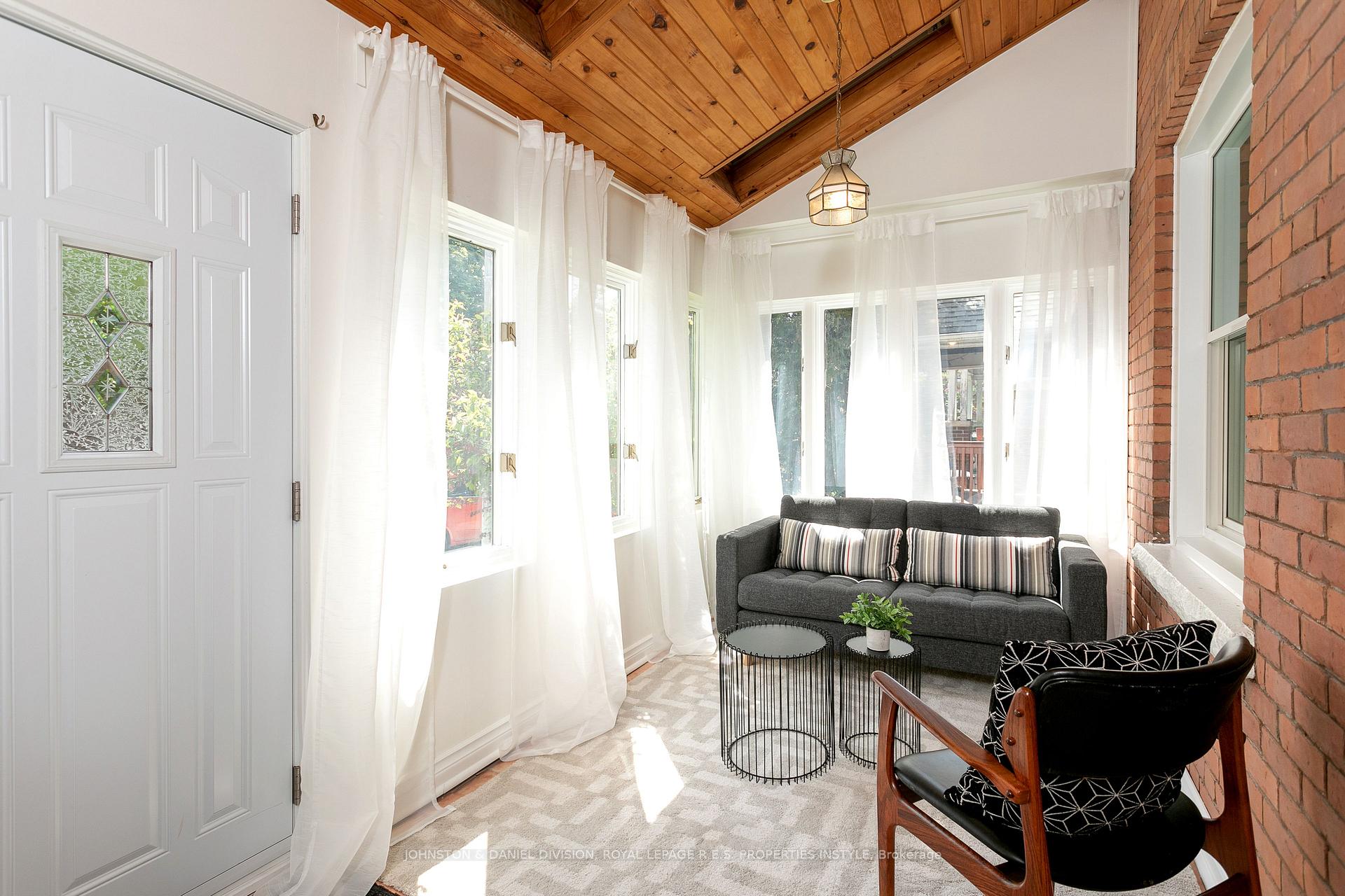 Photo 2 of 96 Barrington Avenue, Toronto, Woodbine-Lumsden — HOMEH