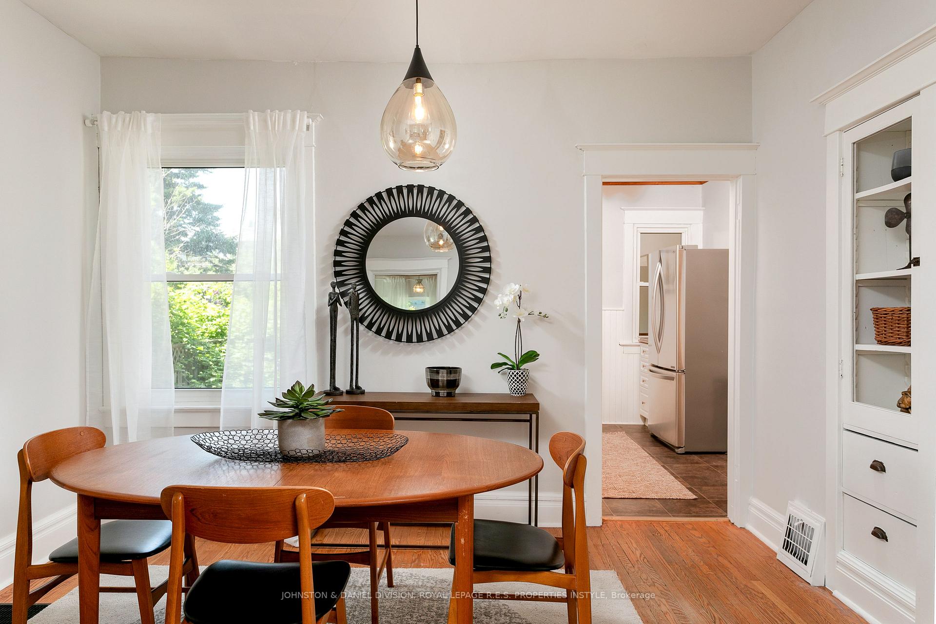 Photo 8 of 96 Barrington Avenue, Toronto, Woodbine-Lumsden — HOMEH