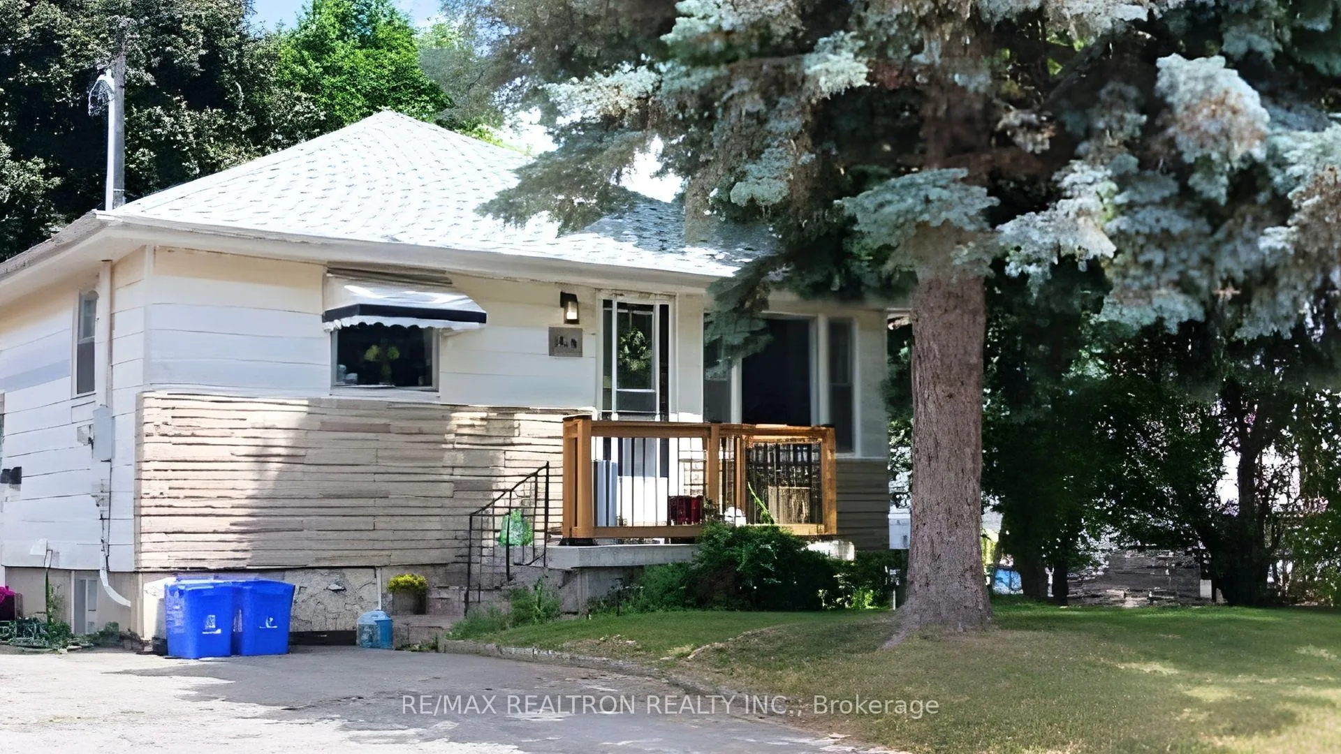 Front of Unit Basement, 316 Pacific Avenue
