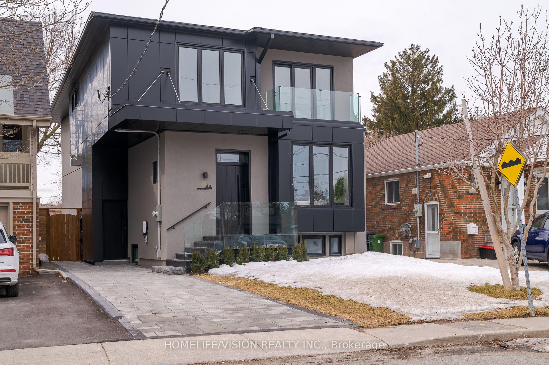 Photo 2 of 44 Doris Drive, Toronto, O'Connor-Parkview — HOMEH