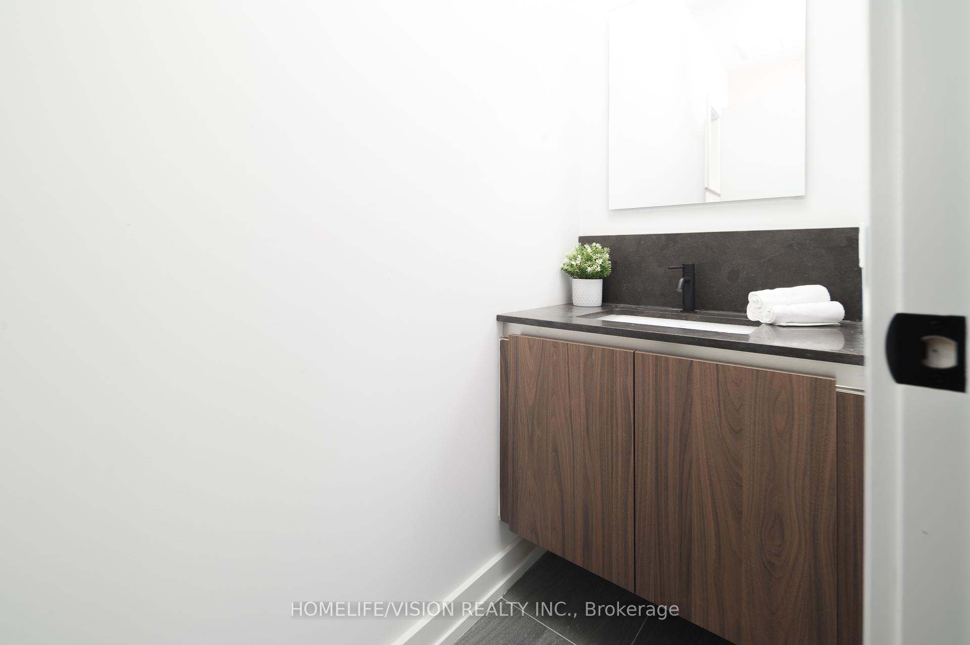 Photo 8 of 44 Doris Drive, Toronto, O'Connor-Parkview — HOMEH