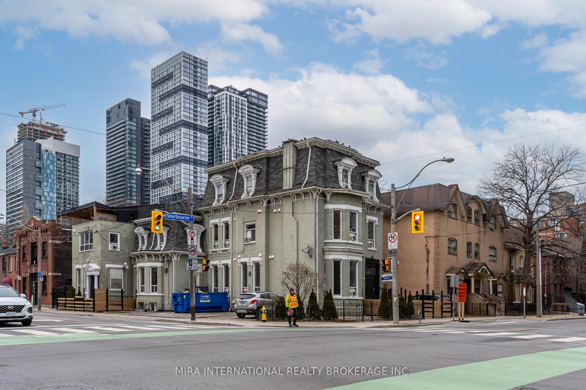 Photo 1 of Unit 302, 180 Sherbourne Street, Toronto, Moss Park — HOMEH