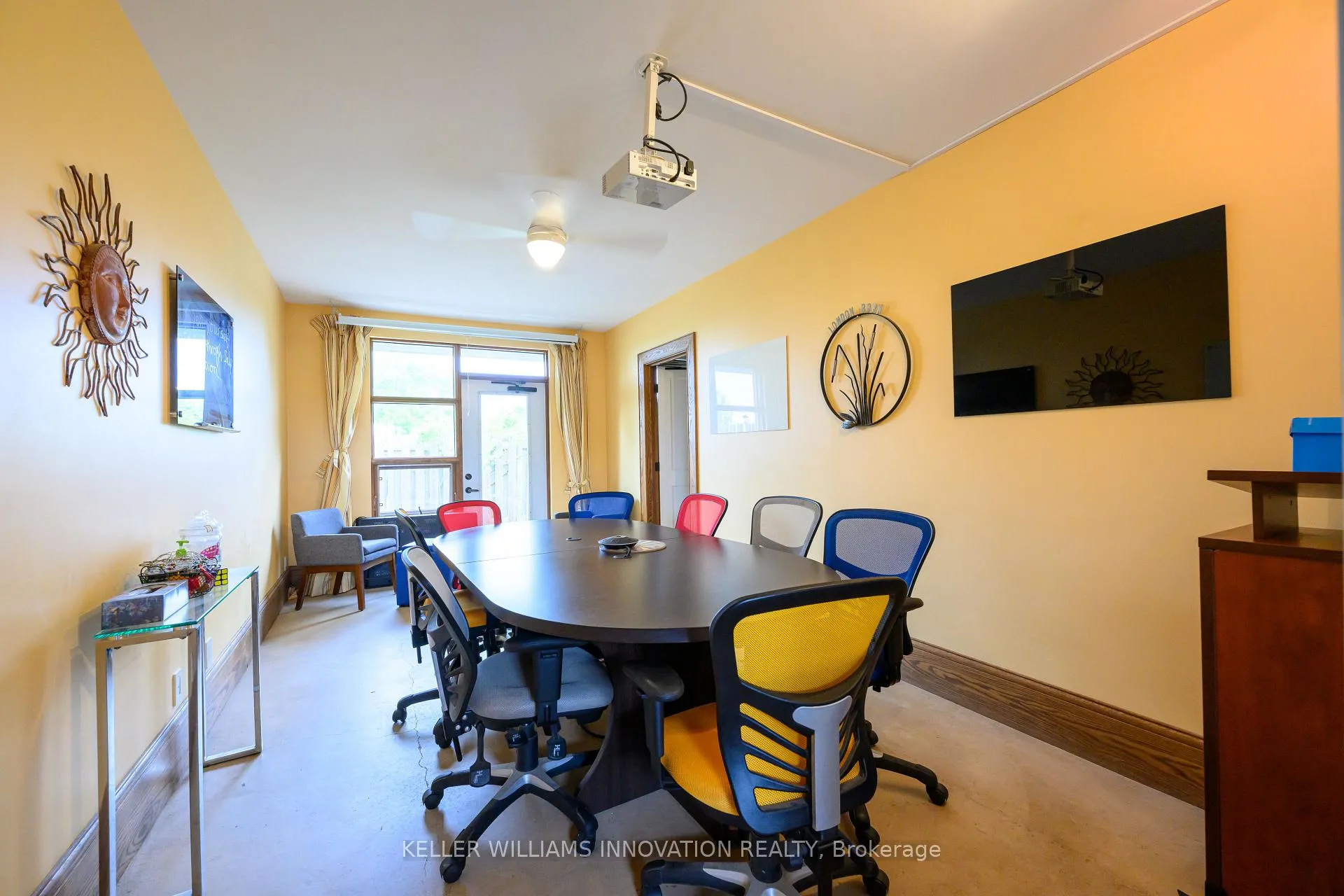 Photo 27 of 3749 Walker Road, Lincoln, Beamsville — HOMEH