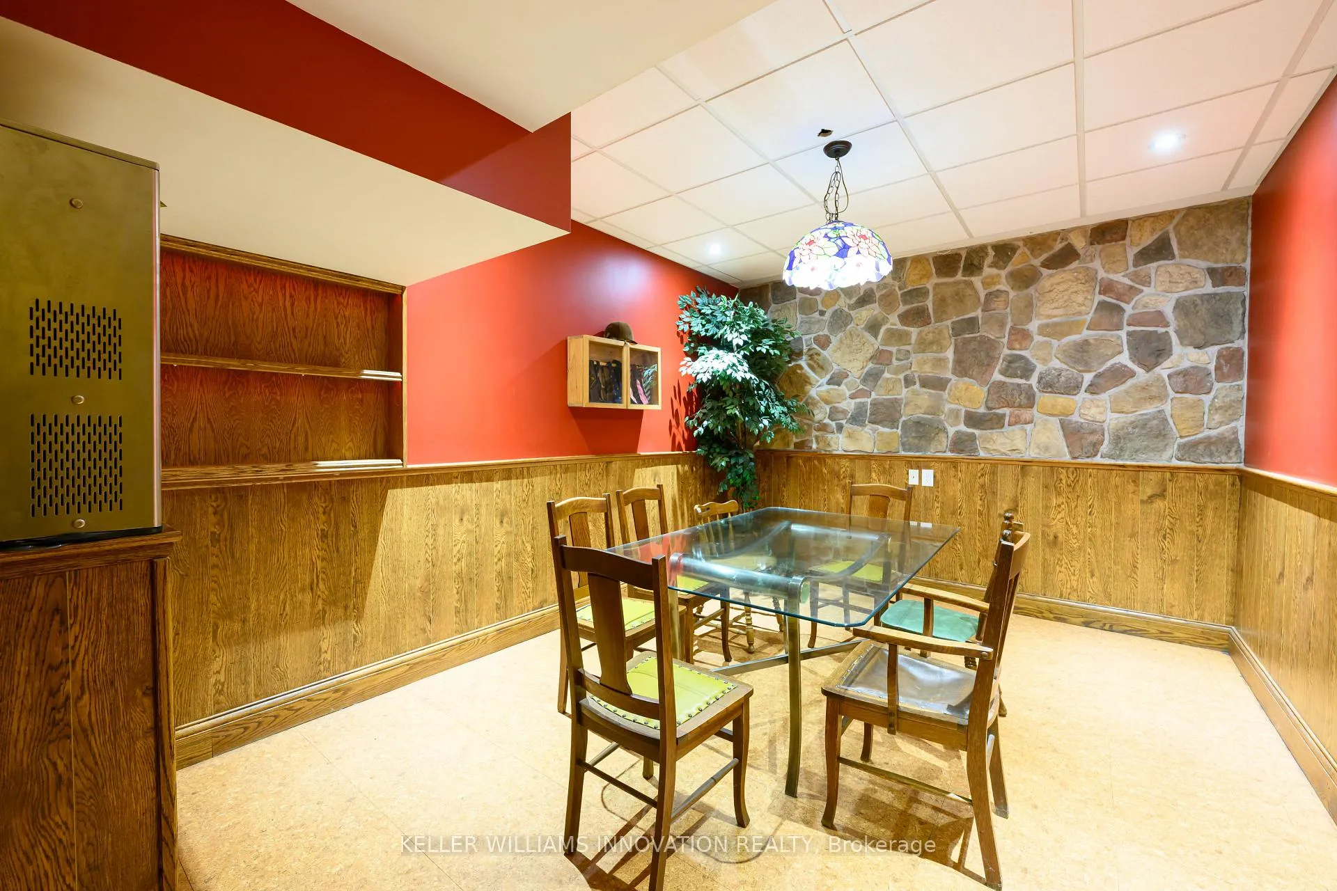 Photo 37 of 3749 Walker Road, Lincoln, Beamsville — HOMEH