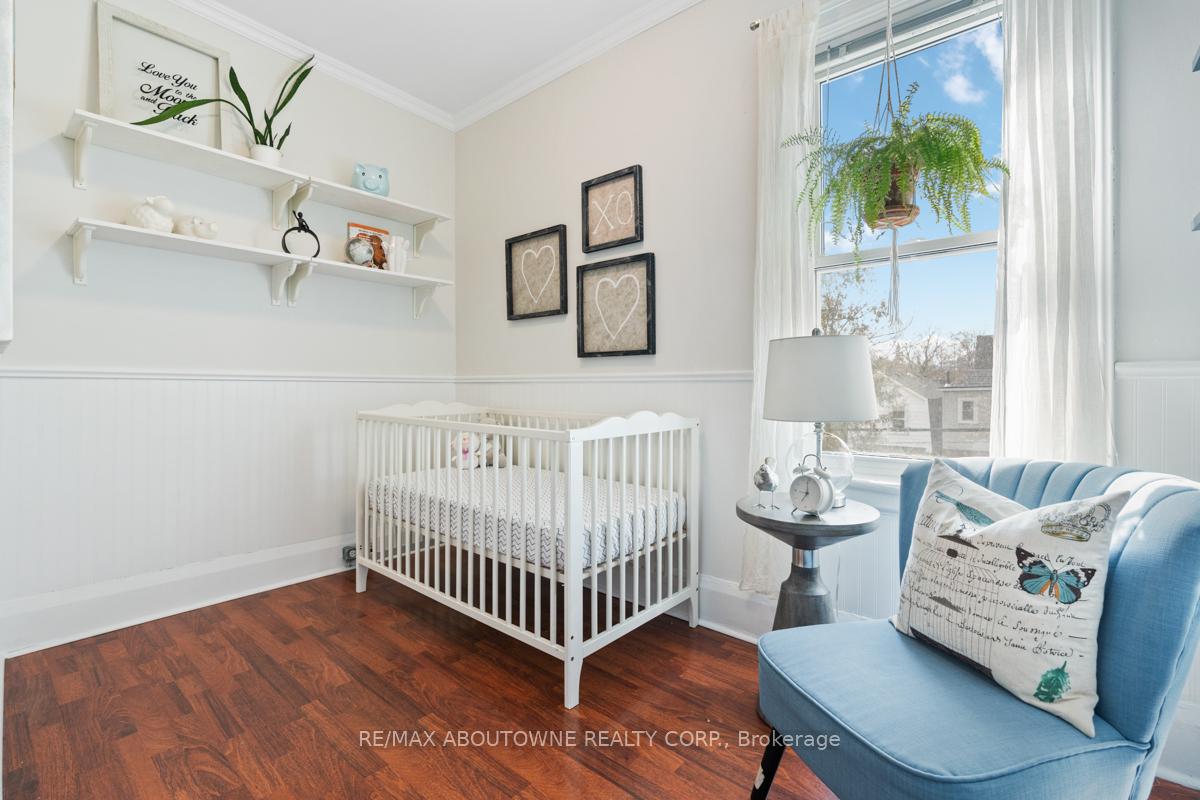 Photo 26 of 250 Lee Avenue, Toronto, The Beaches — HOMEH