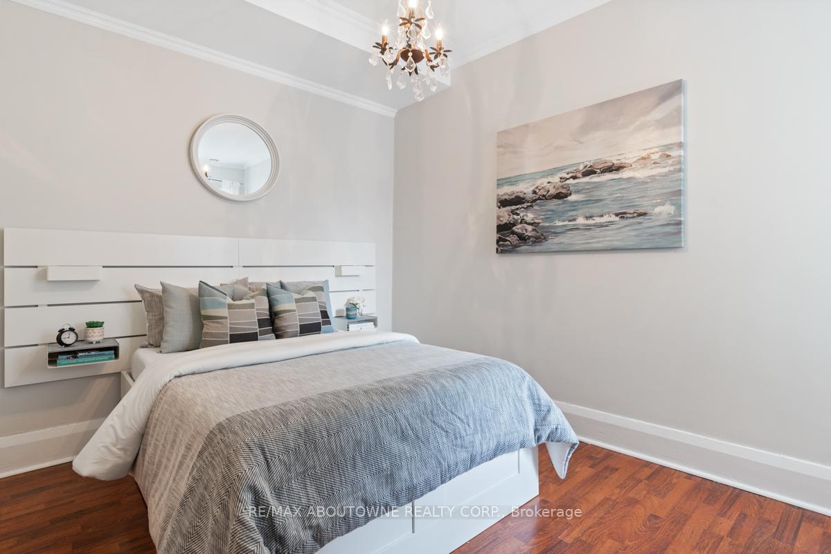Photo 31 of 250 Lee Avenue, Toronto, The Beaches — HOMEH