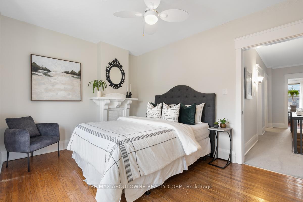 Photo 35 of 250 Lee Avenue, Toronto, The Beaches — HOMEH