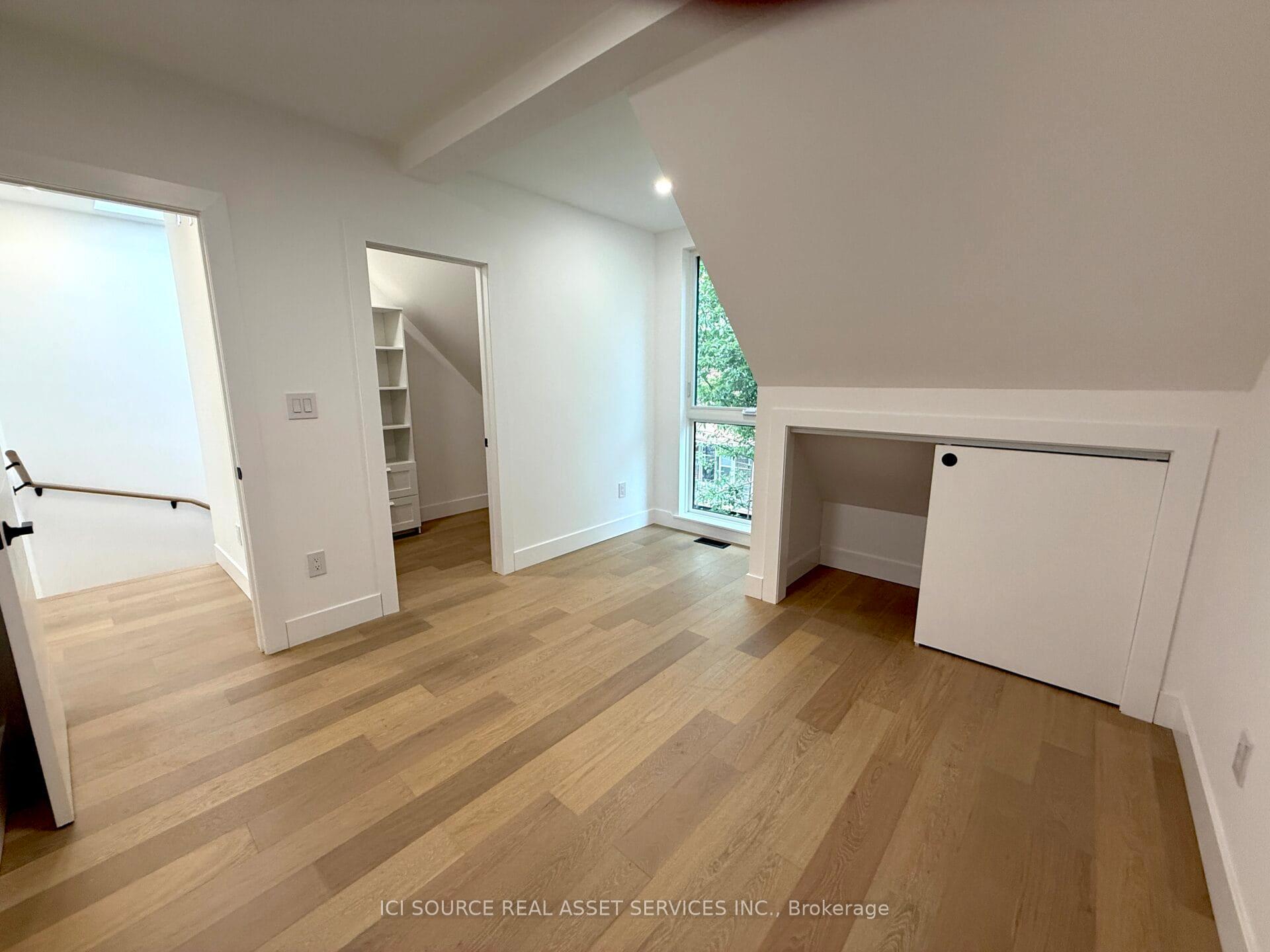 Photo 4 of Unit 4, 146 Brunswick Avenue, Toronto, University — HOMEH