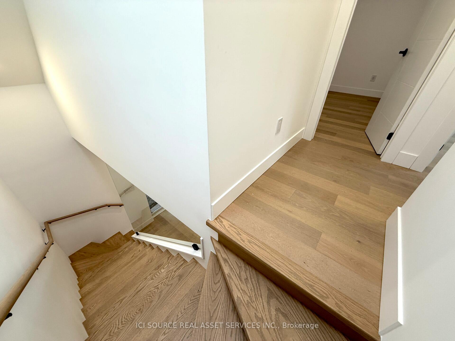 Photo 15 of Unit 4, 146 Brunswick Avenue, Toronto, University — HOMEH