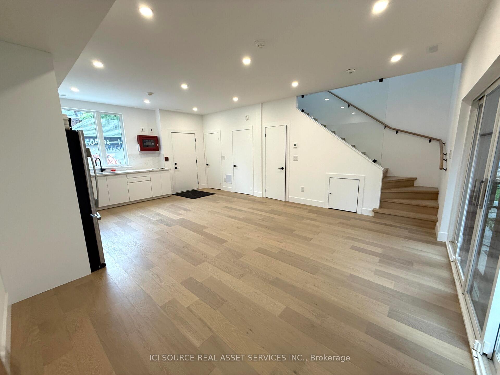 Photo 18 of Unit 4, 146 Brunswick Avenue, Toronto, University — HOMEH