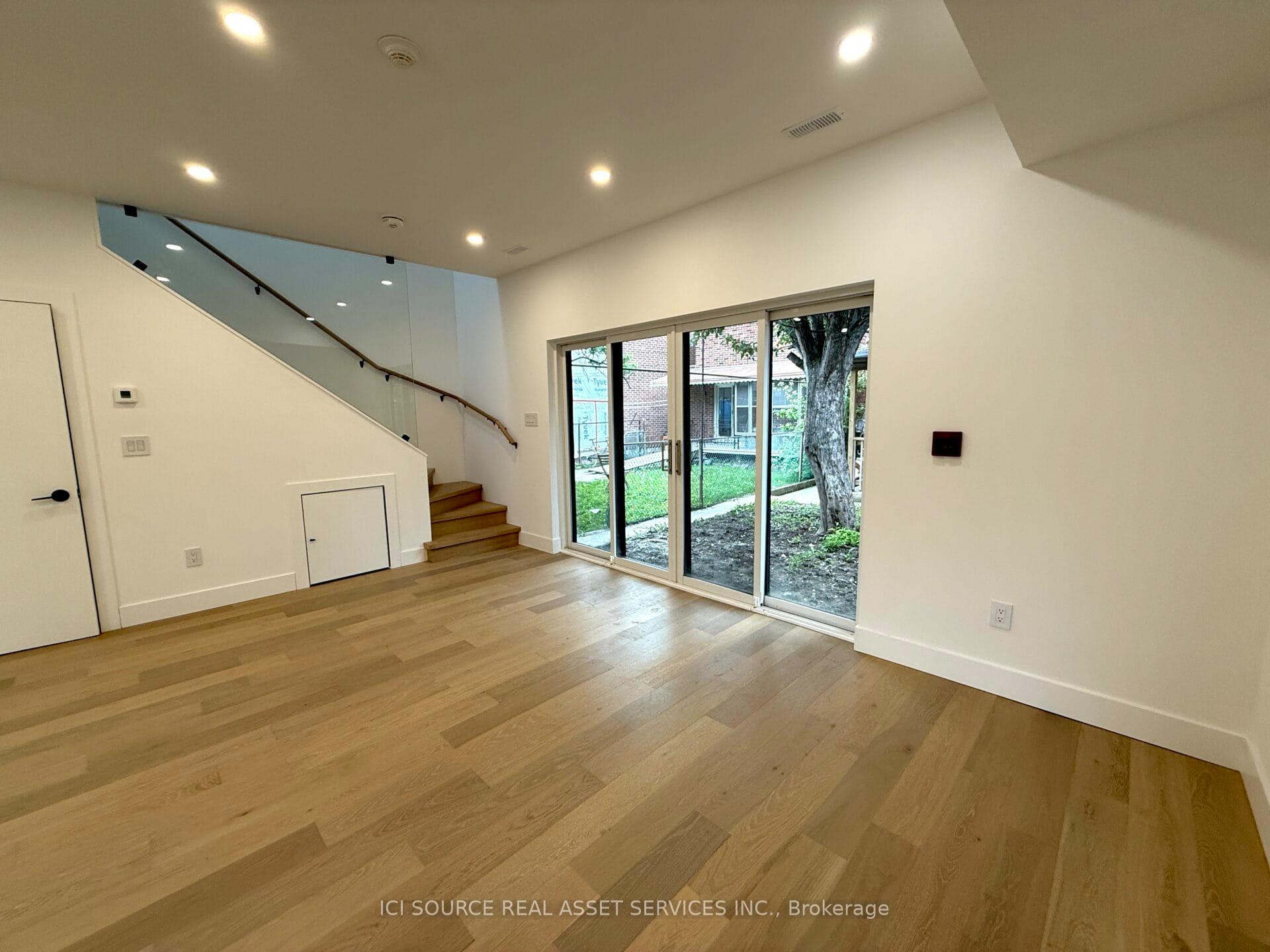 Photo 19 of Unit 4, 146 Brunswick Avenue, Toronto, University — HOMEH