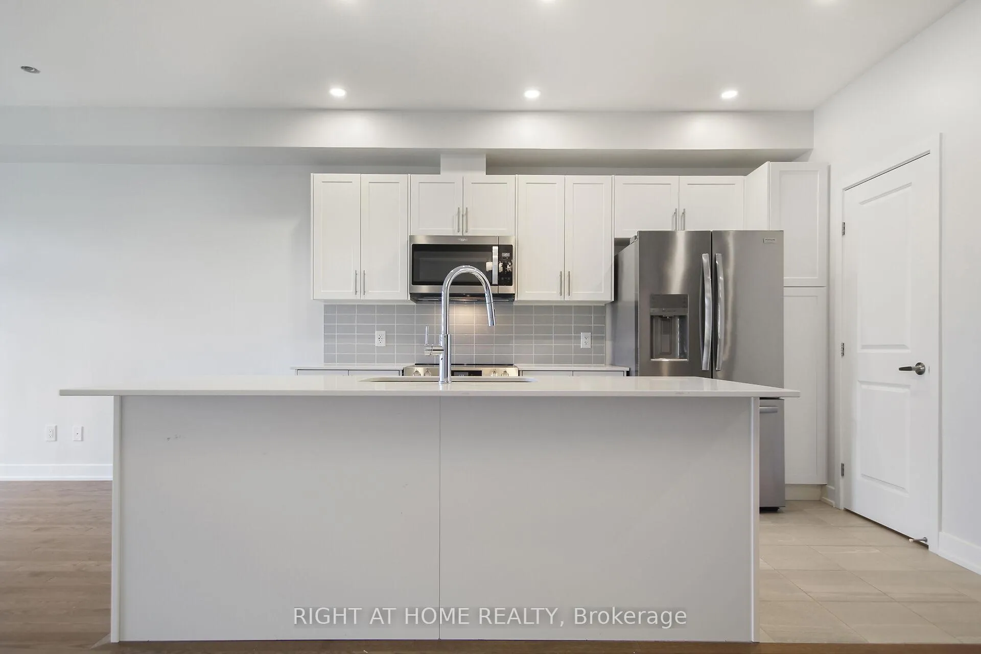 Photo 7 of 534 Corretto Place, Ottawa, Barrhaven - Heritage Park — HOMEH