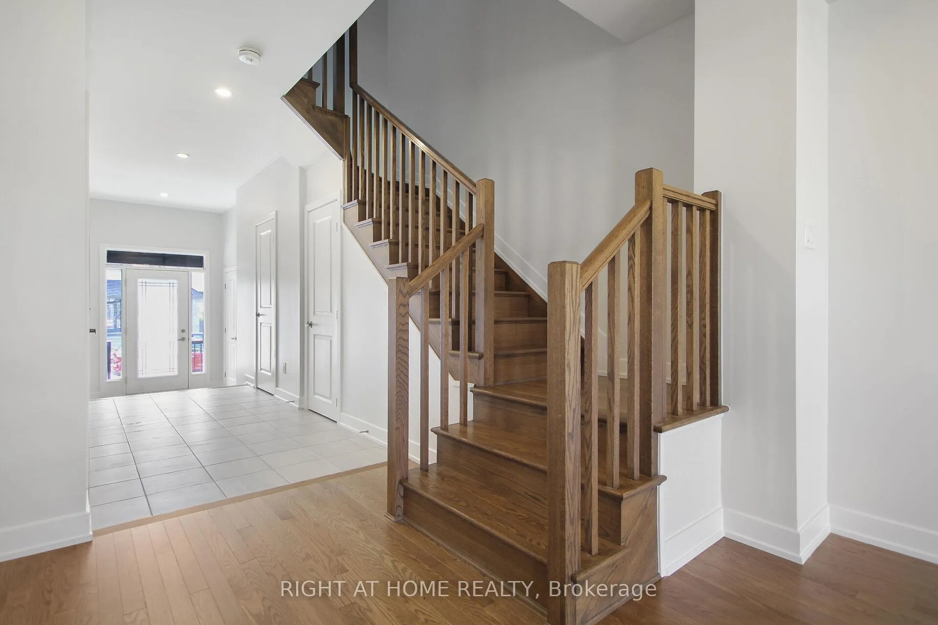Photo 12 of 534 Corretto Place, Ottawa, Barrhaven - Heritage Park — HOMEH