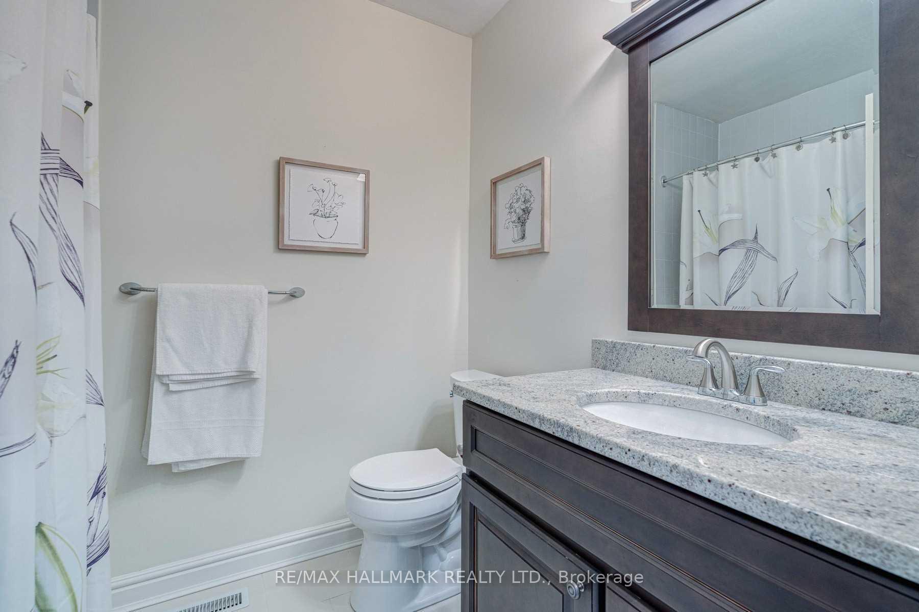 Photo 12 of 10A Victoria Park Avenue, Toronto, The Beaches — HOMEH