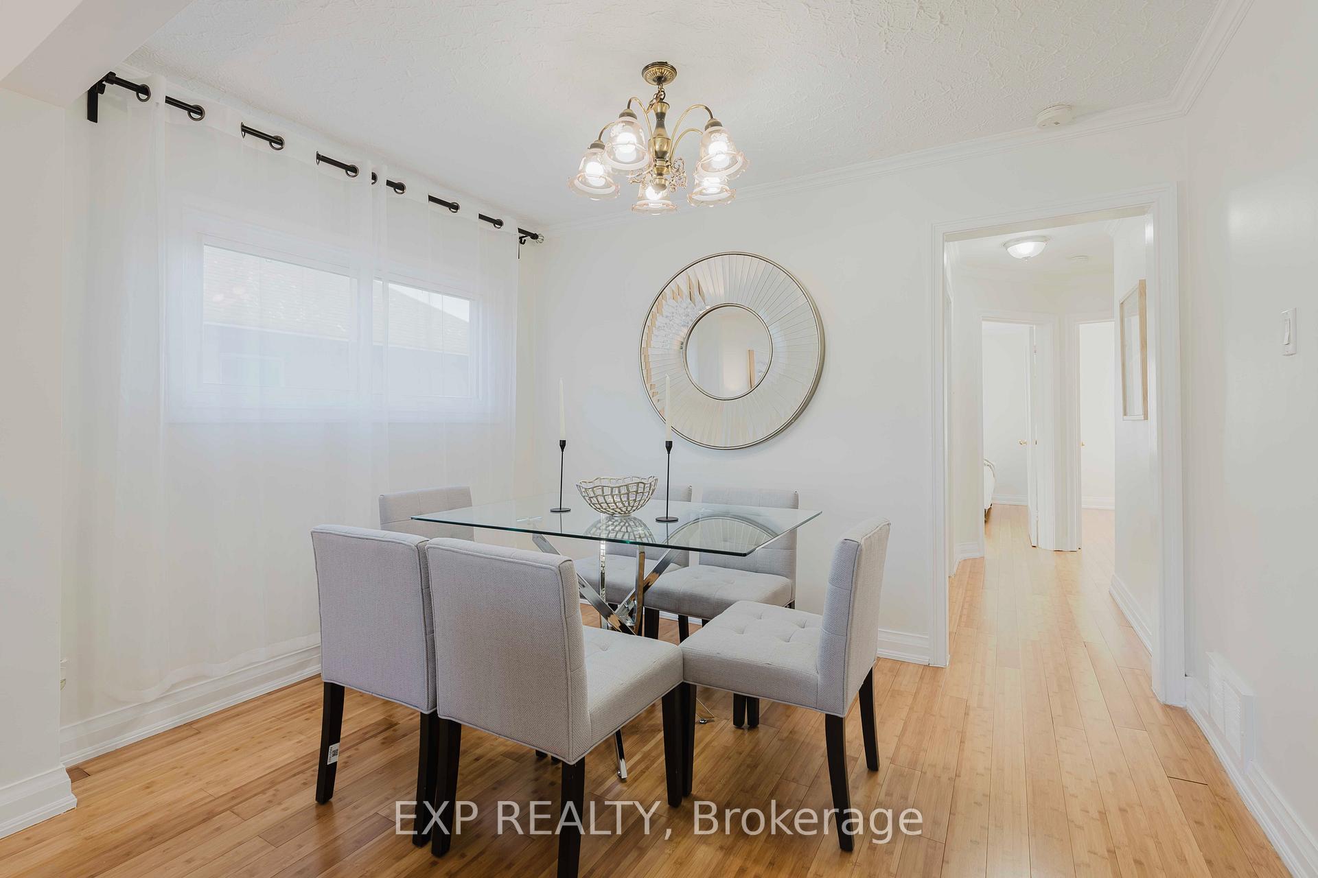 Photo 11 of 17 Camrose Crescent, Scarborough, Clairlea-Birchmount — HOMEH