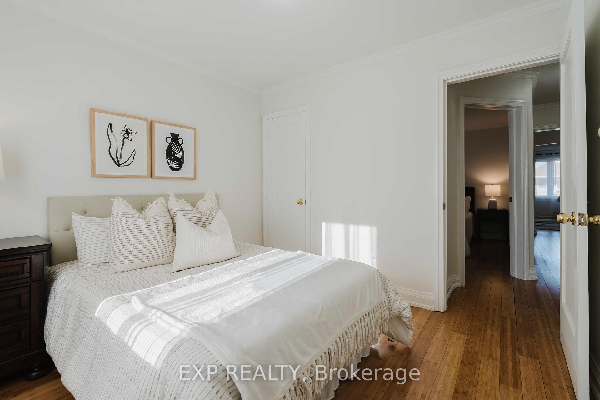 Photo 16 of 17 Camrose Crescent, Scarborough, Clairlea-Birchmount — HOMEH