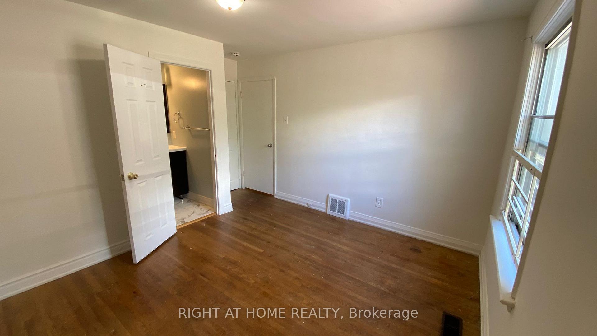 Photo 12 of 28 Medhurst Road, Toronto, Crescent Town — HOMEH