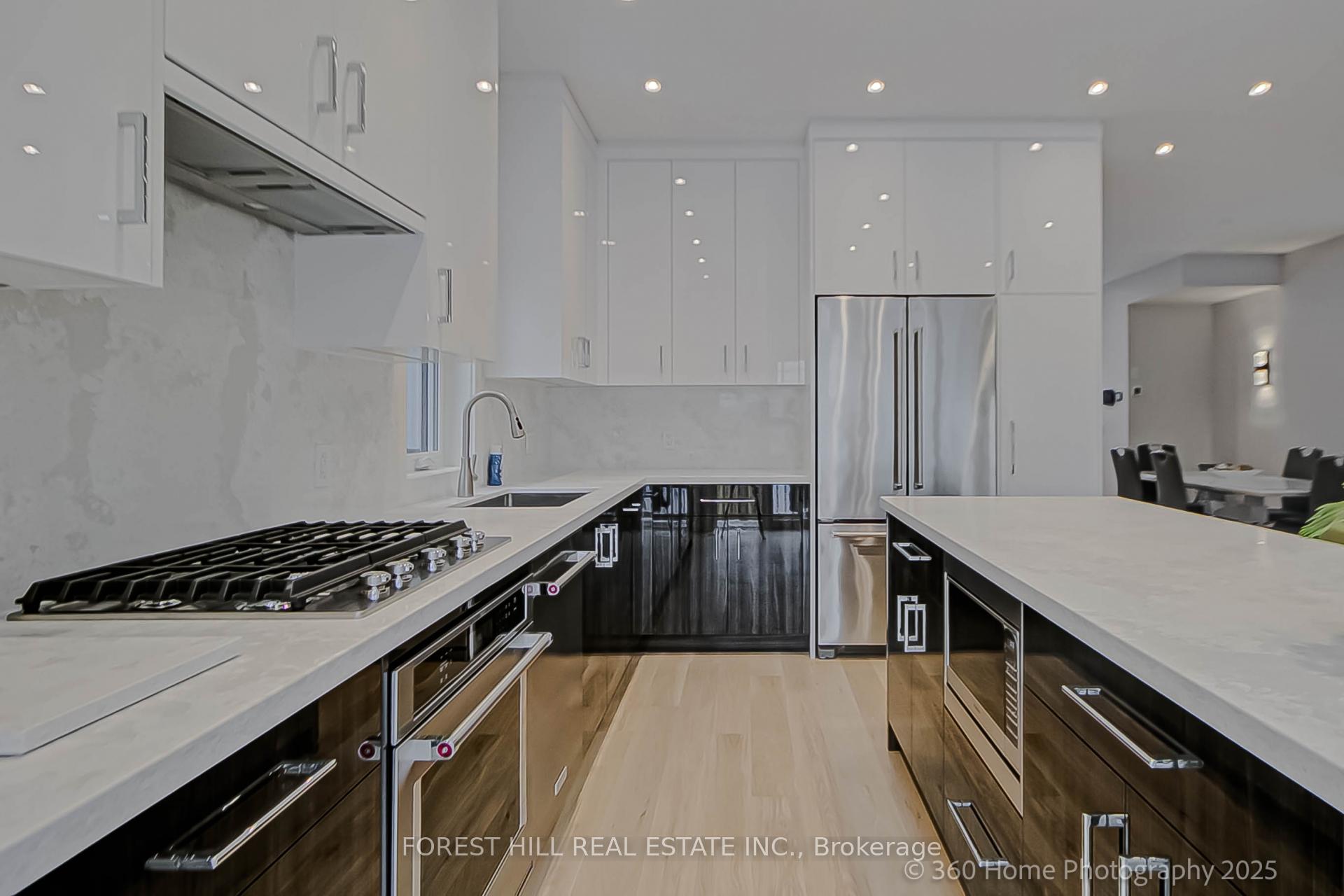 Photo 10 of 896 Coxwell Avenue, Toronto, Danforth Village-East York — HOMEH