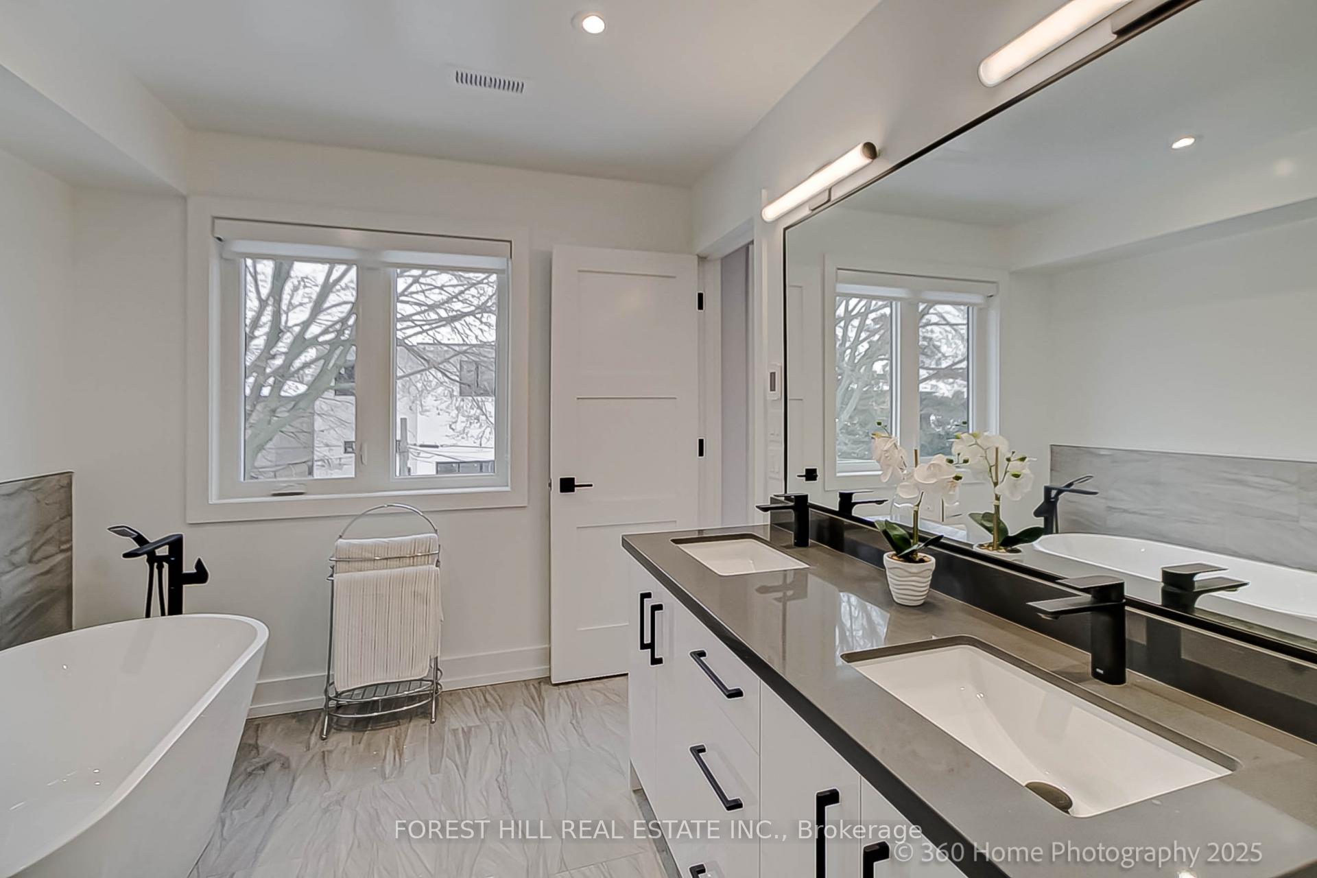 Photo 13 of 896 Coxwell Avenue, Toronto, Danforth Village-East York — HOMEH