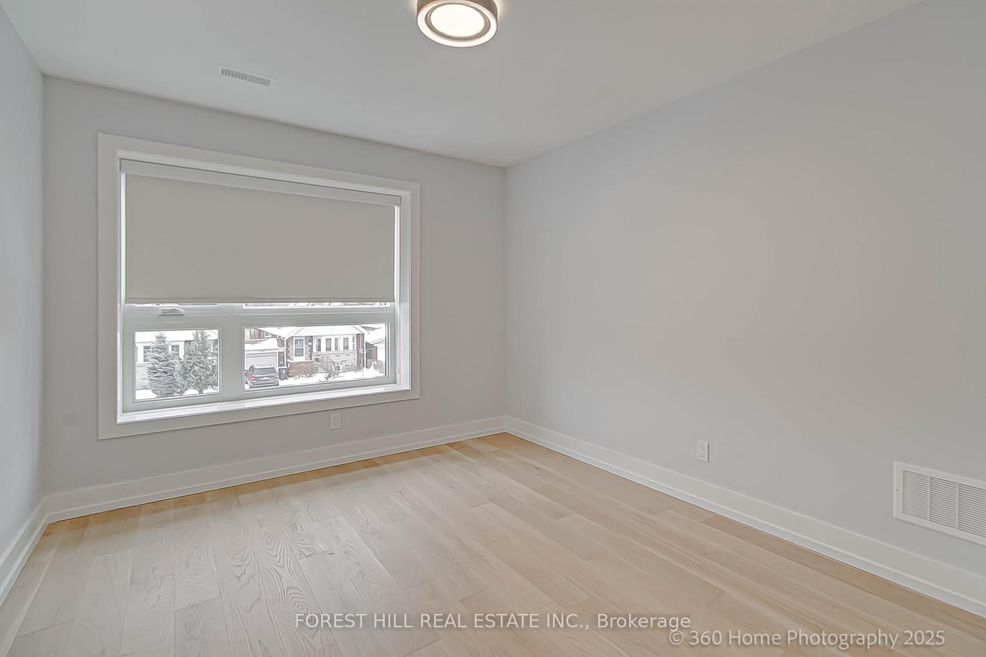 Photo 16 of 896 Coxwell Avenue, Toronto, Danforth Village-East York — HOMEH