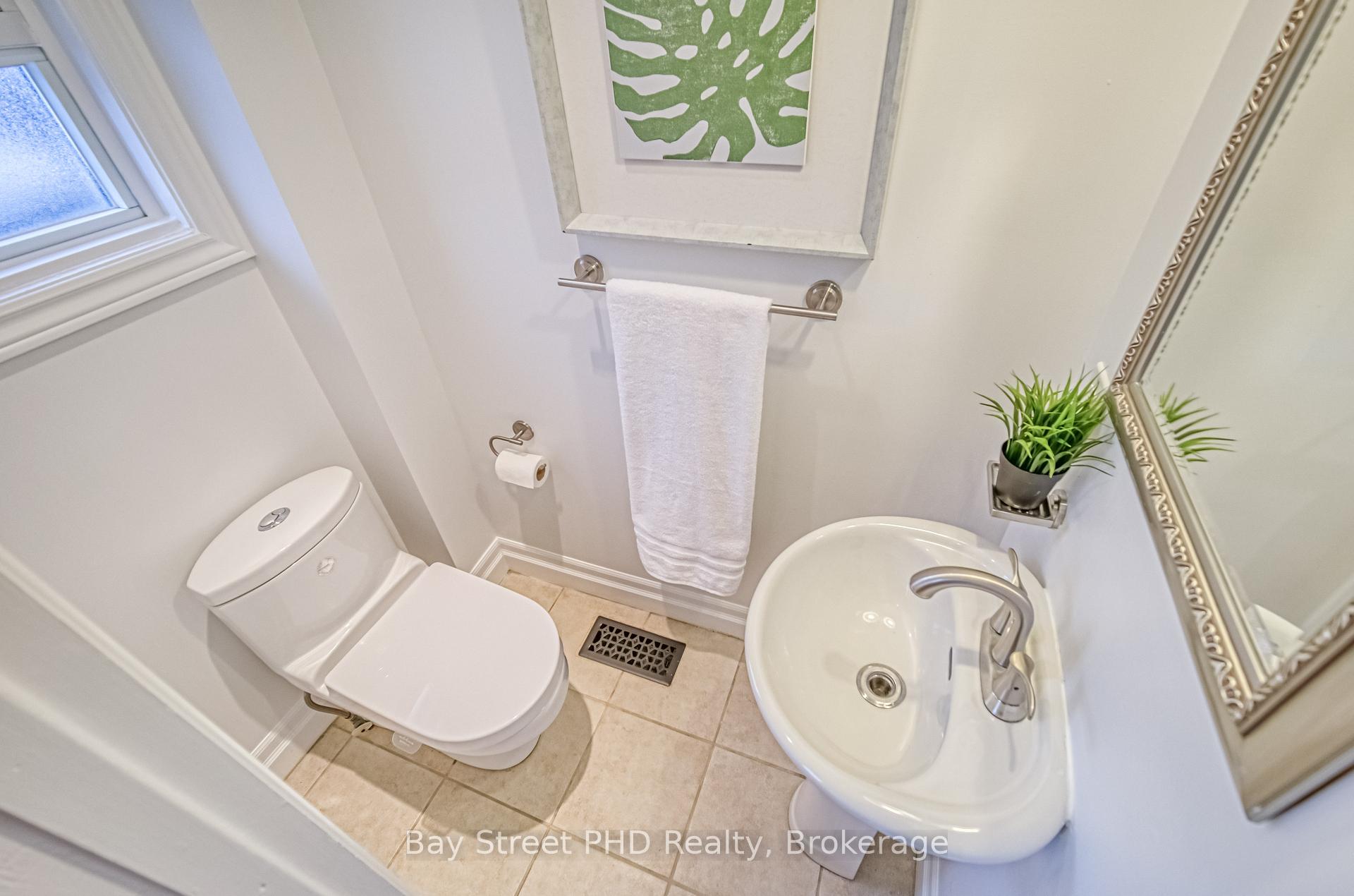 Photo 13 of 879 Logan Avenue, Toronto, North Riverdale — HOMEH