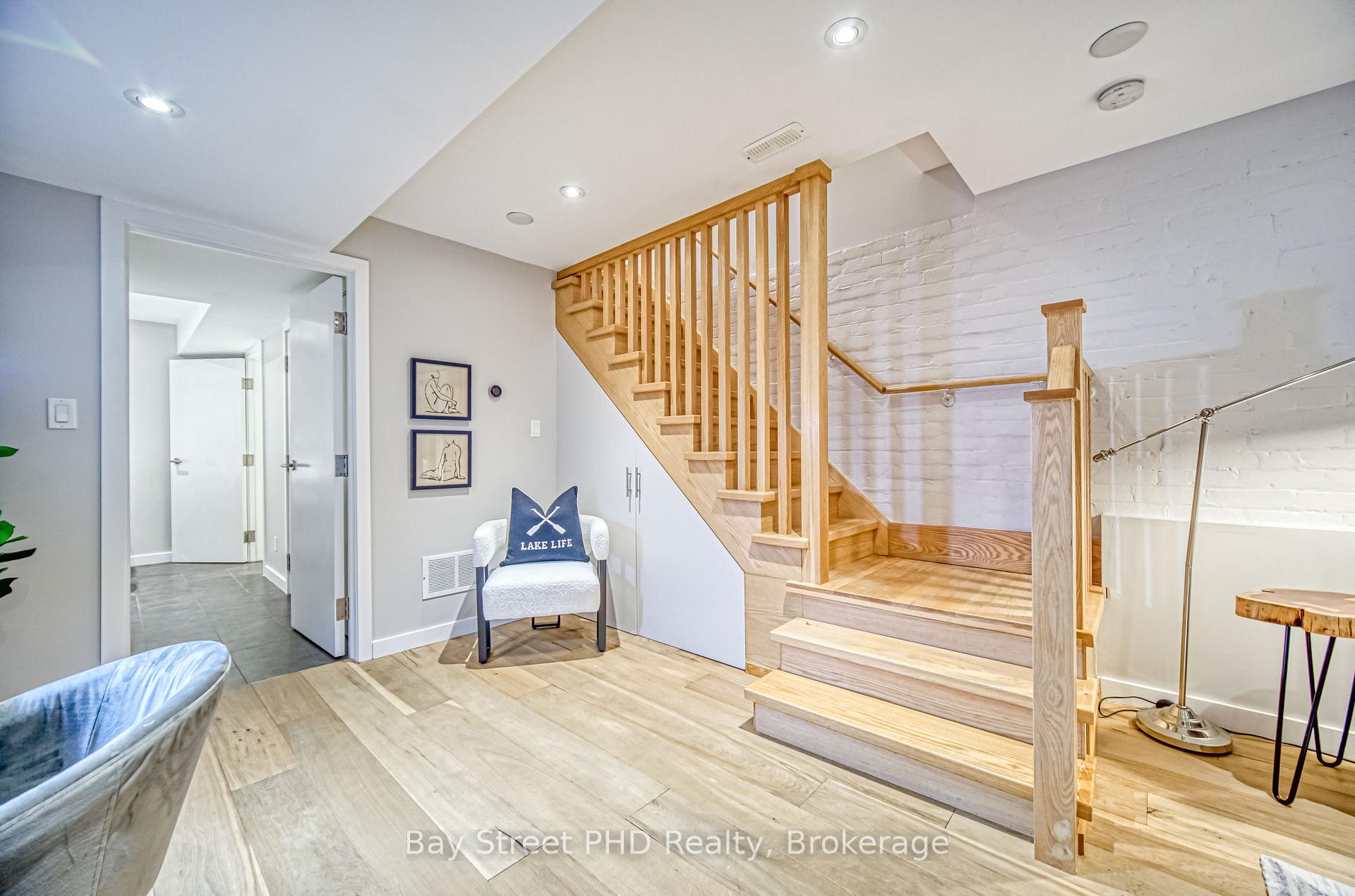 Photo 22 of 879 Logan Avenue, Toronto, North Riverdale — HOMEH
