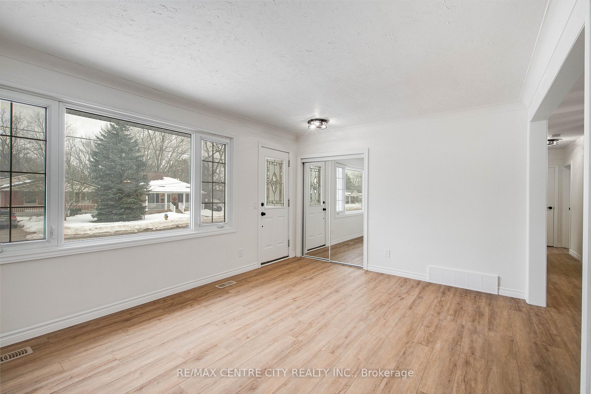 Photo 7 of 91 Milliner Street, Strathroy-Caradoc, SW — HOMEH