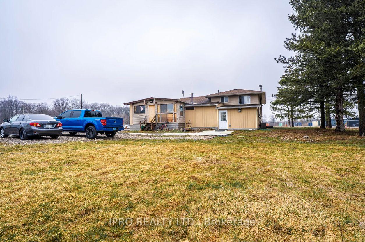 Photo 8 of 1935 Thorold Townline Road, Thorold, Port Robinson — HOMEH