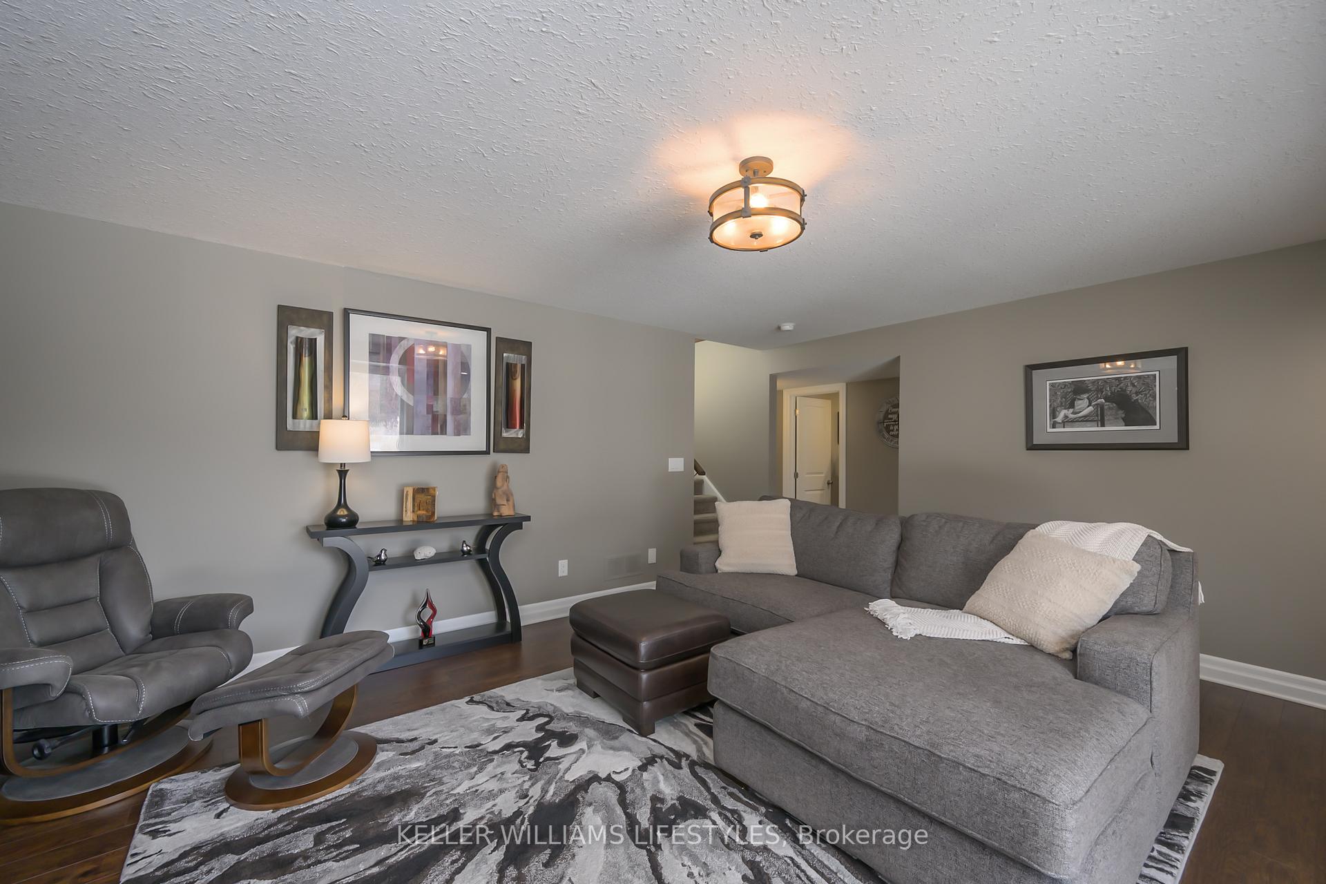 Photo 41 of 675 Bennett Crescent, Strathroy-Caradoc, Mount Brydges — HOMEH