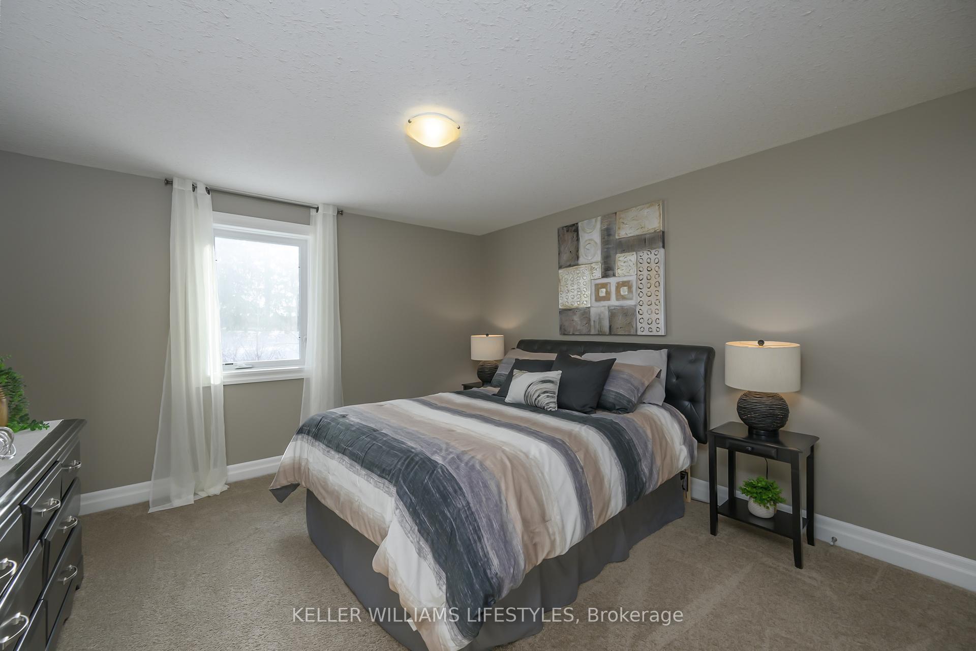 Photo 44 of 675 Bennett Crescent, Strathroy-Caradoc, Mount Brydges — HOMEH