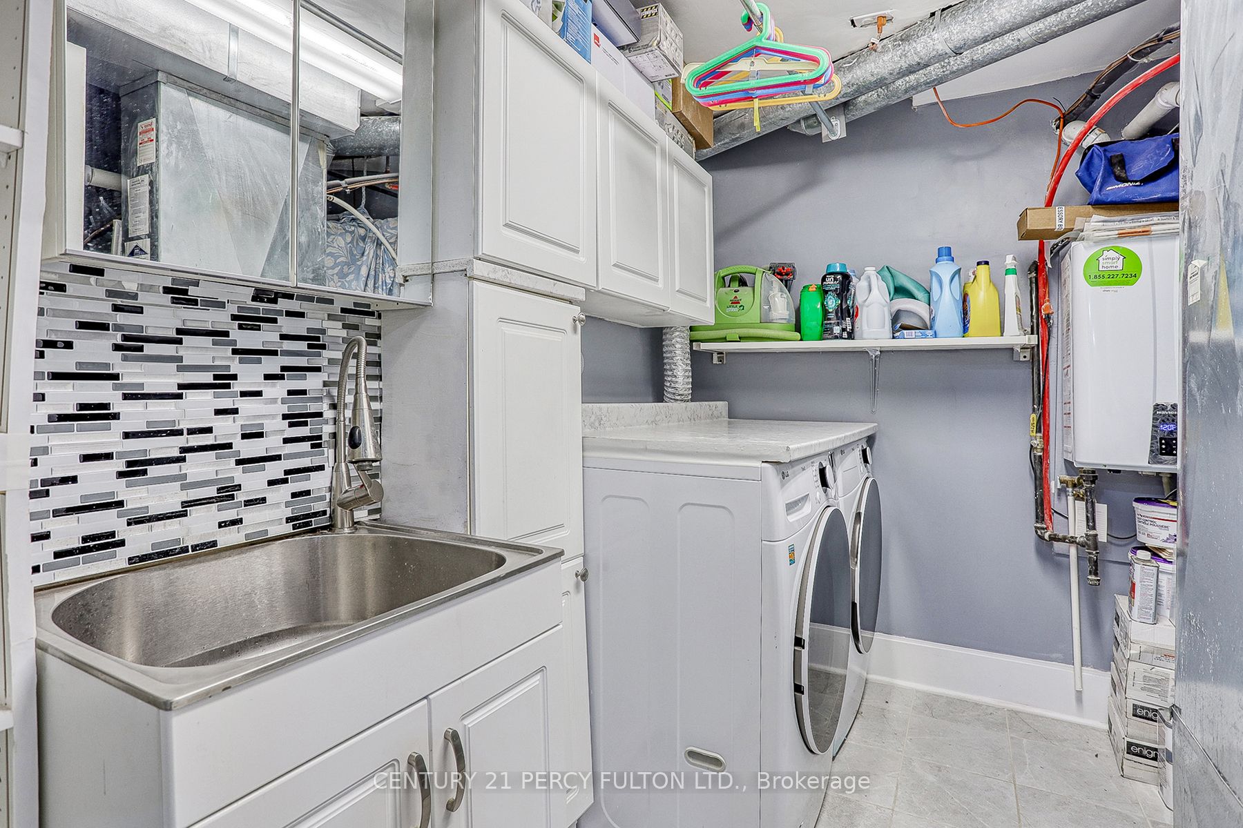 Photo 23 of 1692 Woodgate Trail, Oshawa, Samac — HOMEH