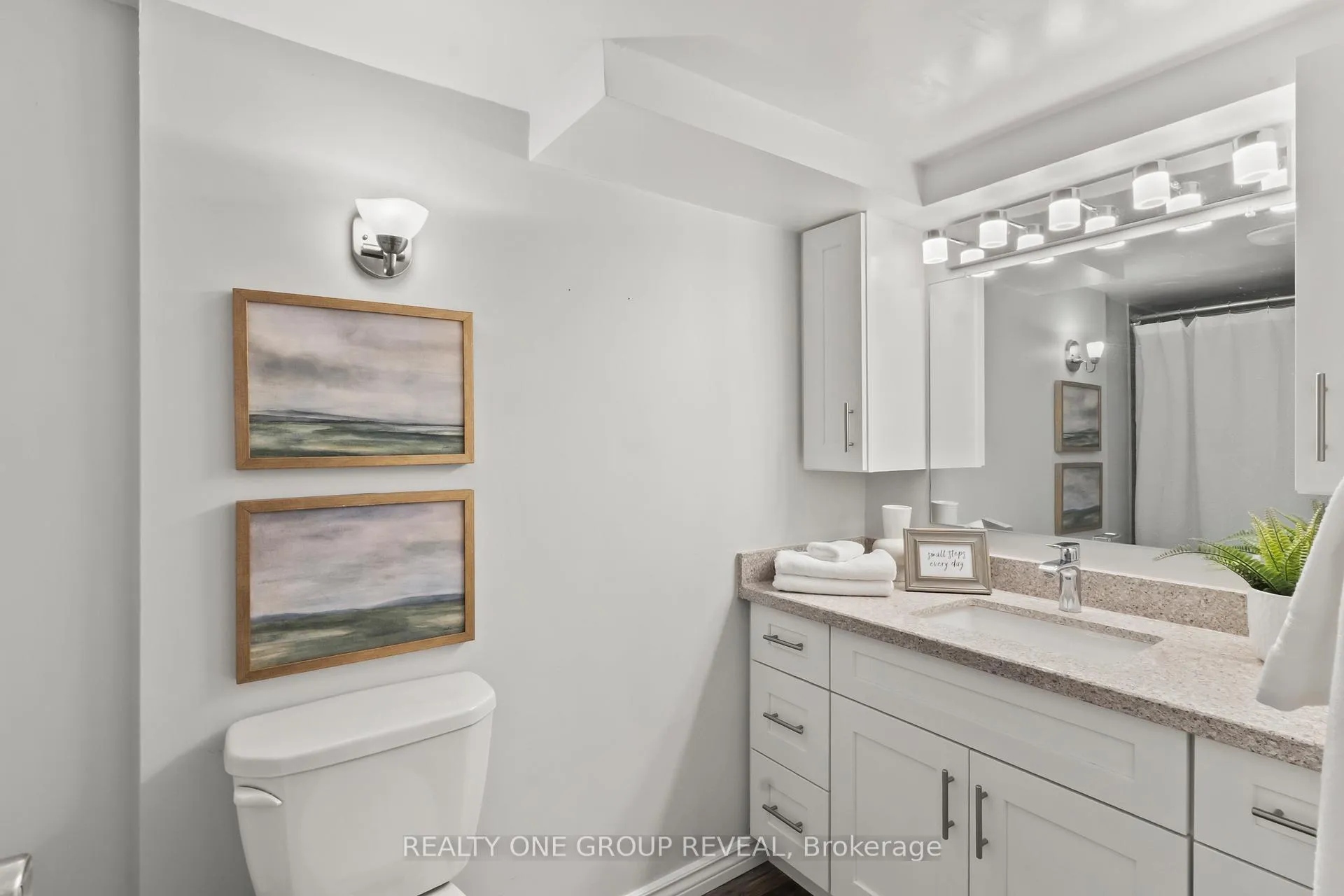Photo 24 of 716 Kenora Avenue, Oshawa, Lakeview — HOMEH